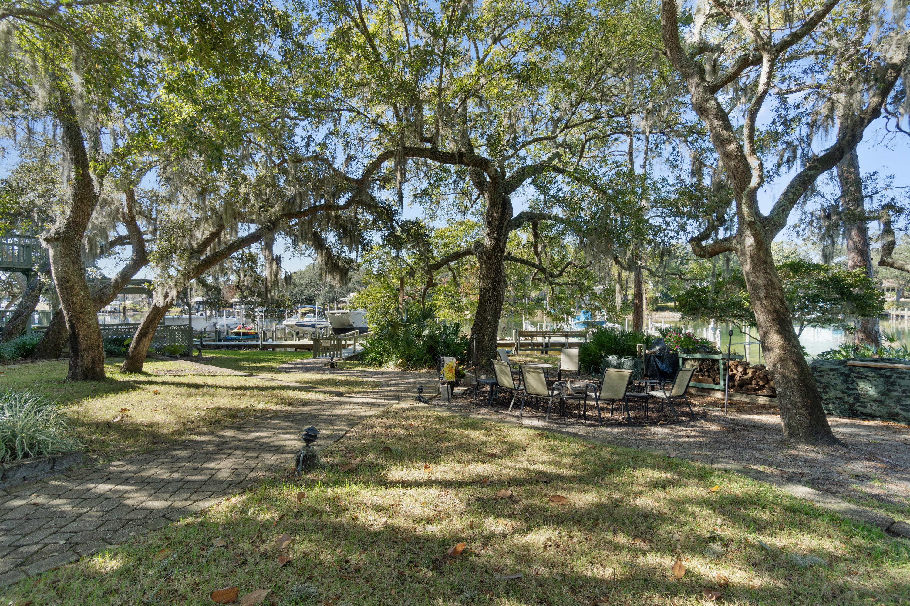 KIDD BAYOU OAKS - Residential