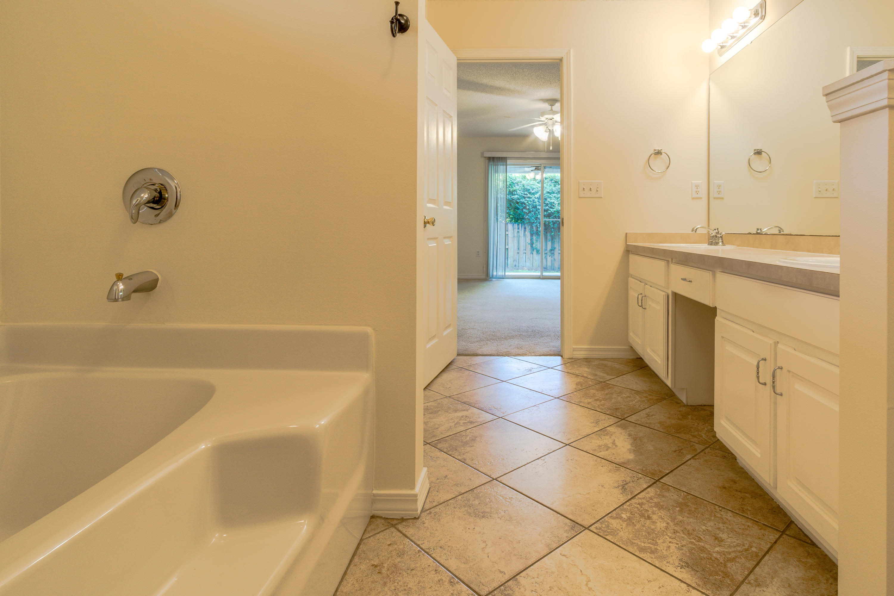 EMERALD VILLAGE S/D - Residential