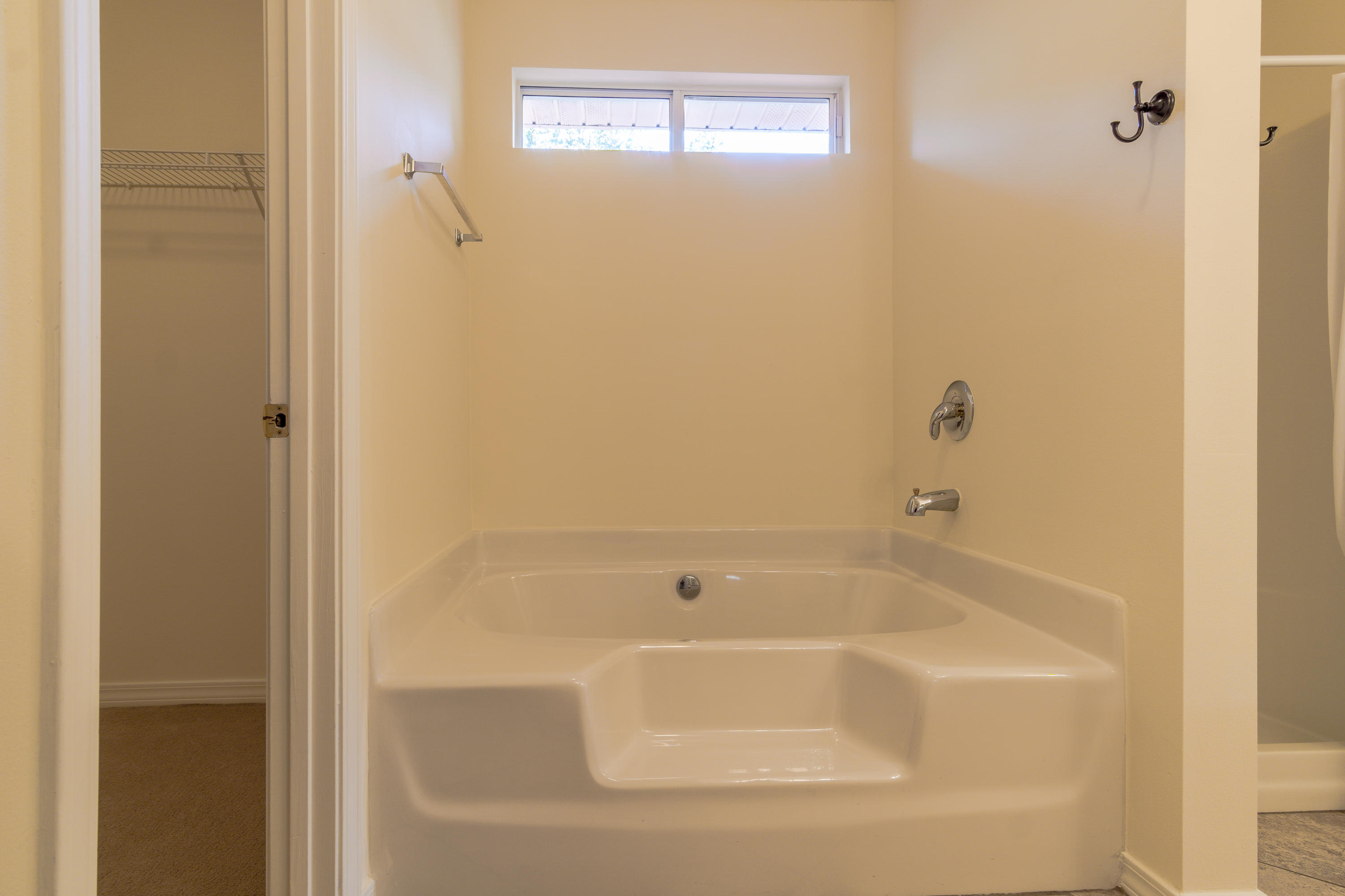 EMERALD VILLAGE S/D - Residential