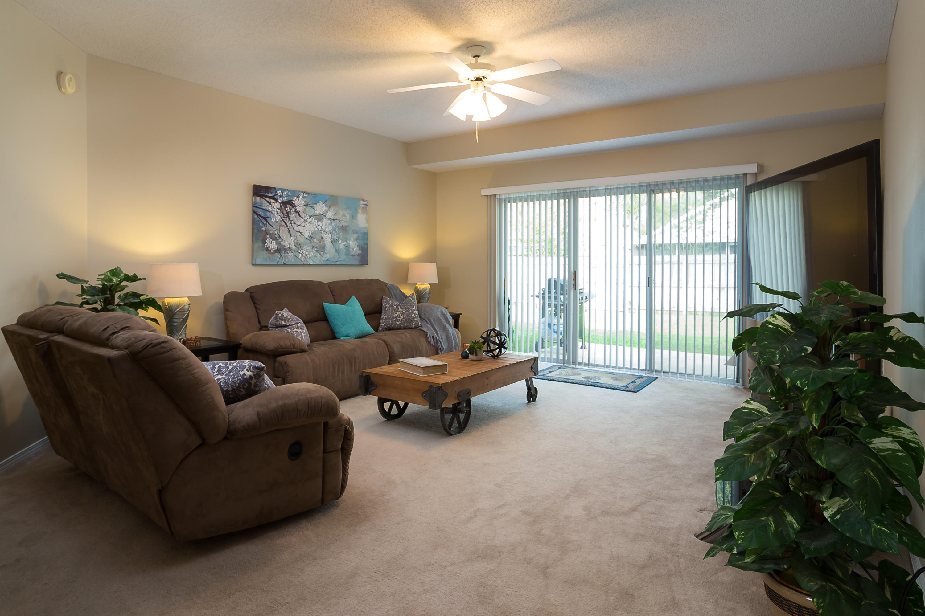 PALM HARBOR MARINA - Residential