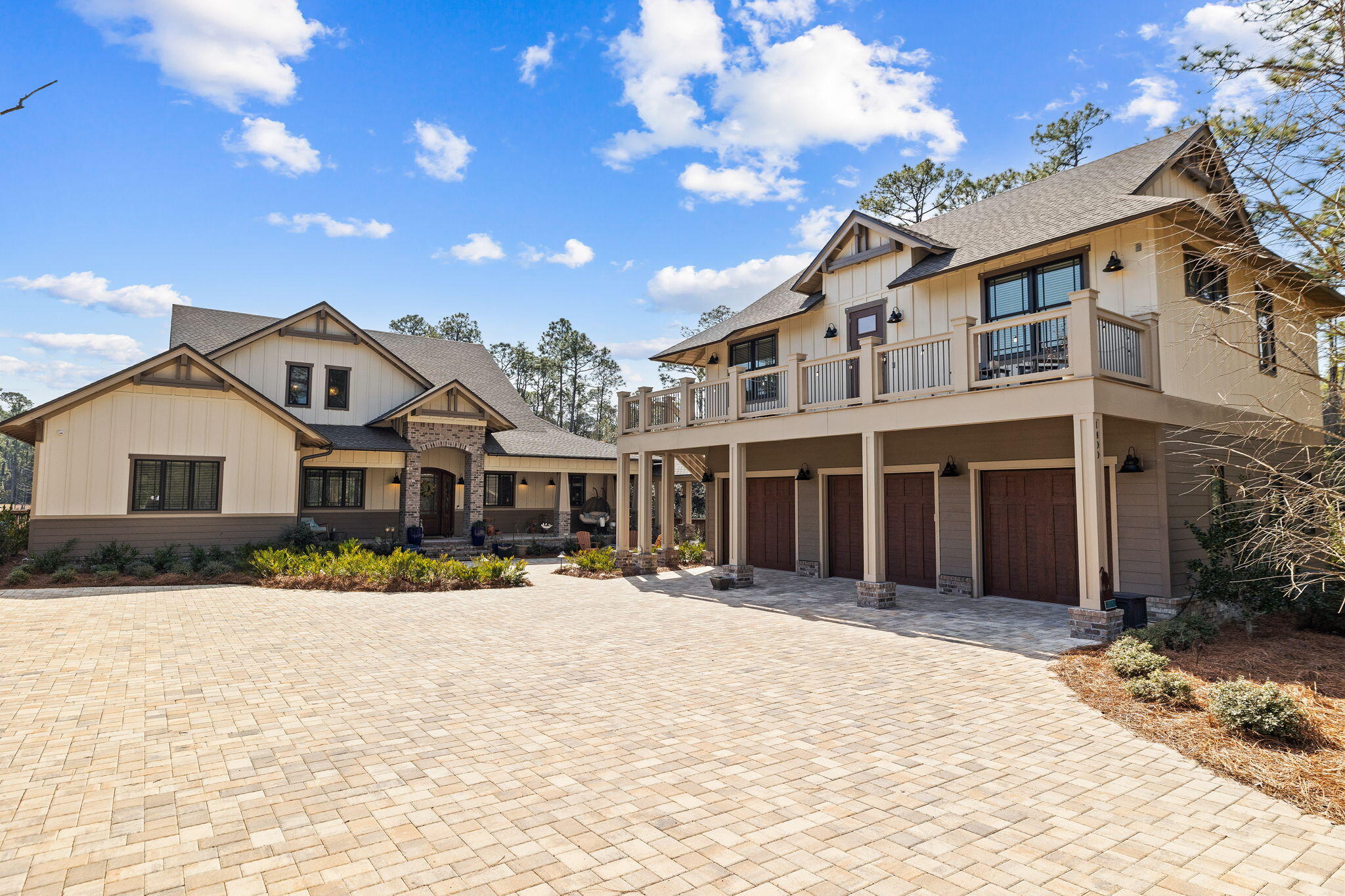 WILD HERON - Residential