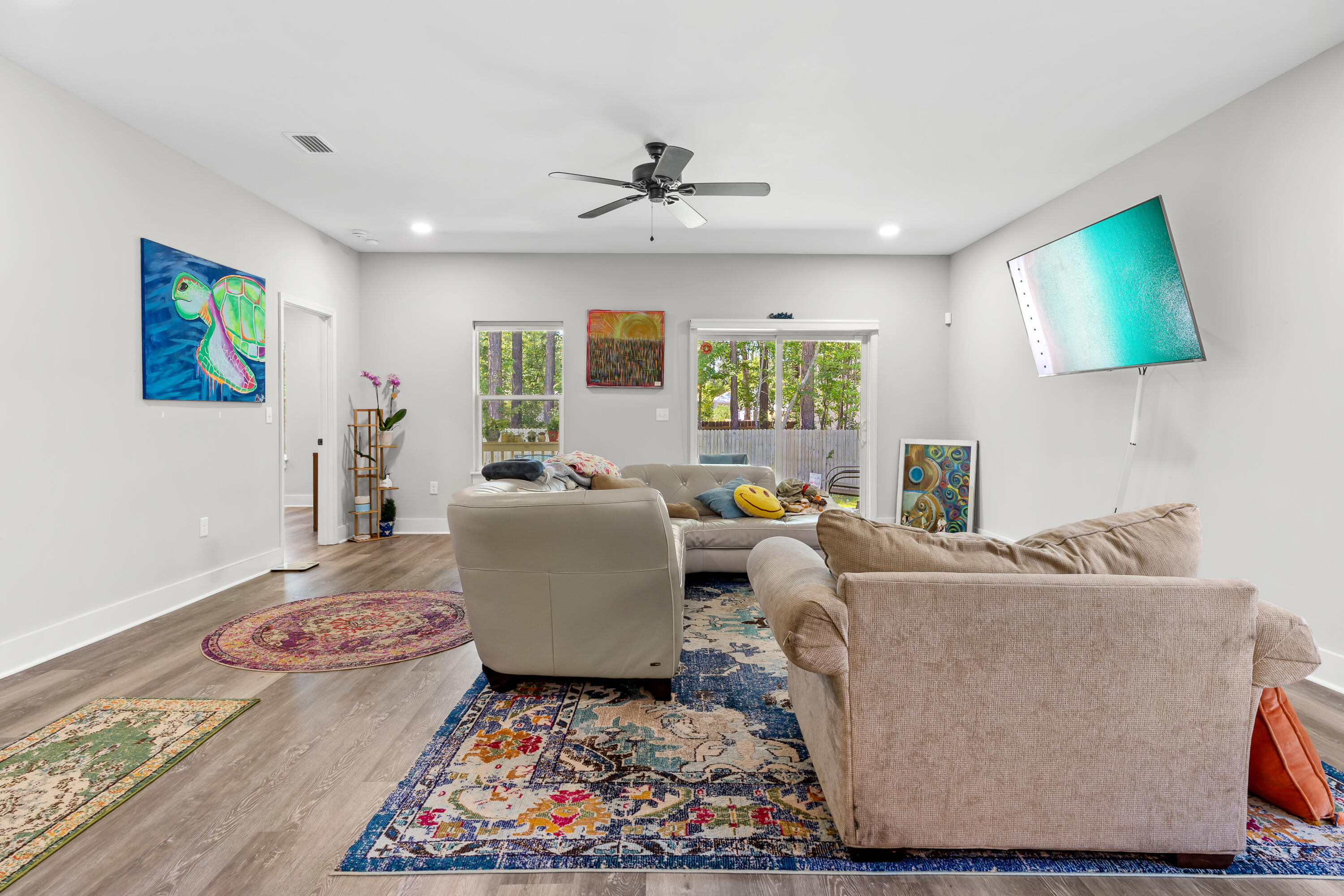 TOWN OF SANTA ROSA - Residential