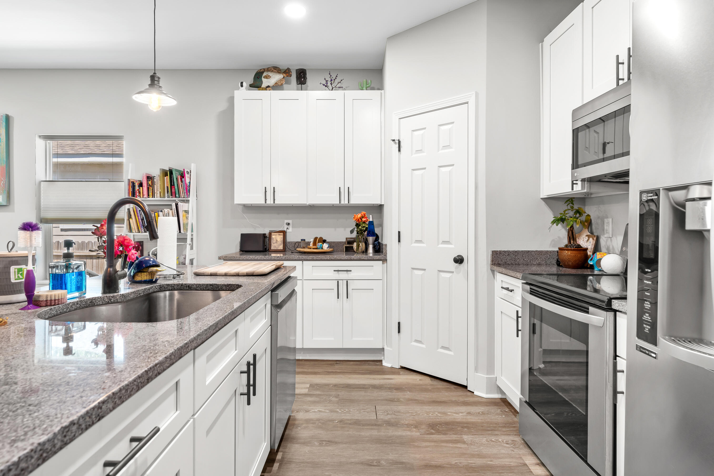 TOWN OF SANTA ROSA - Residential