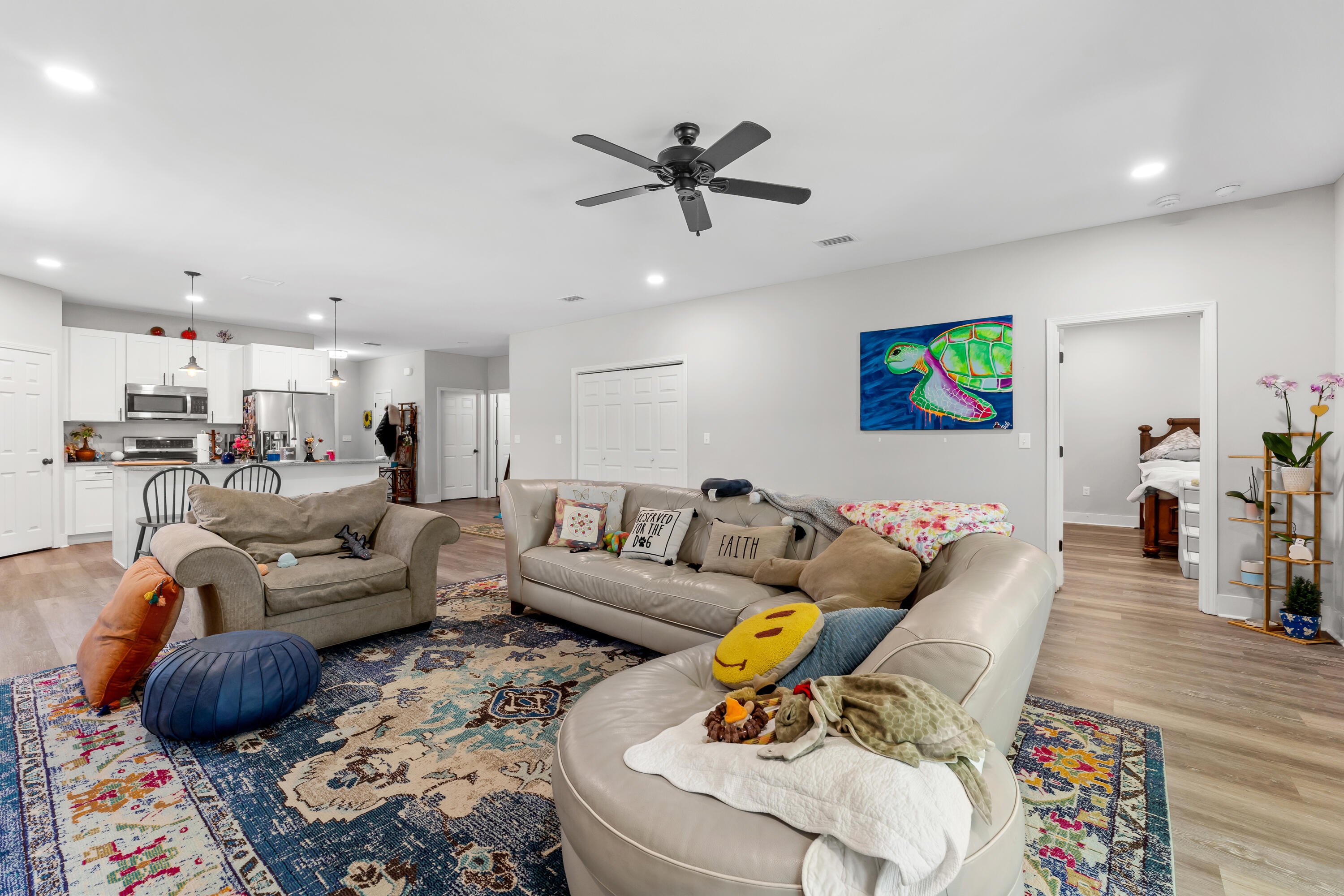 TOWN OF SANTA ROSA - Residential