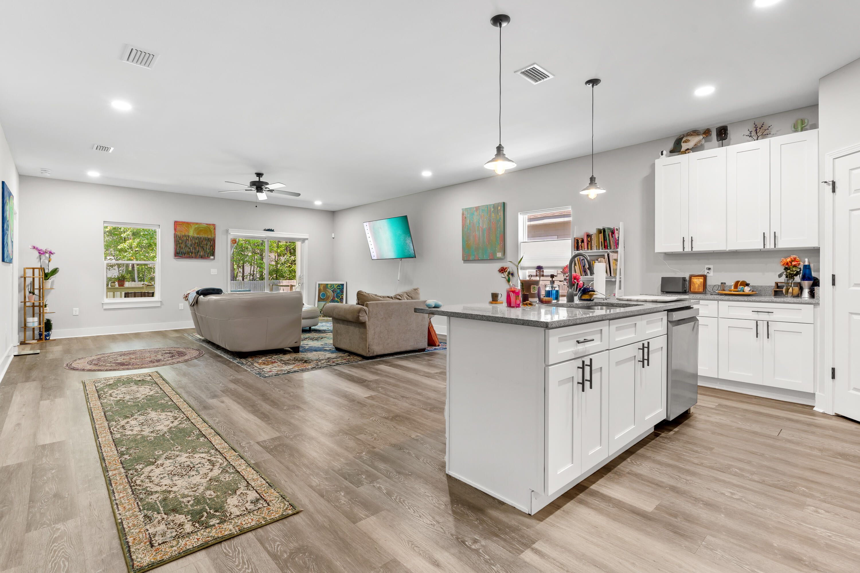 TOWN OF SANTA ROSA - Residential