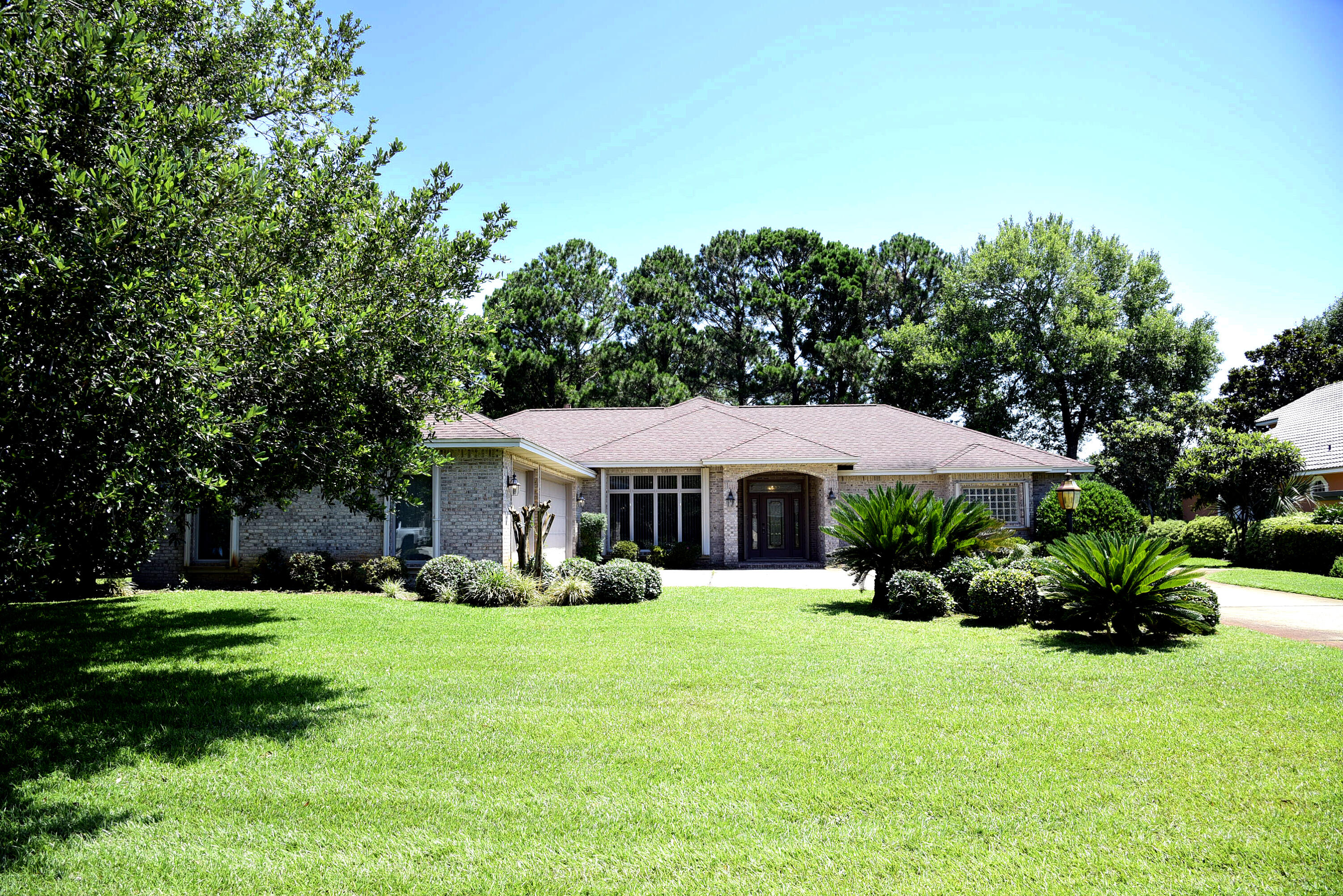 GLENLAKE PH 2 - Residential Lease