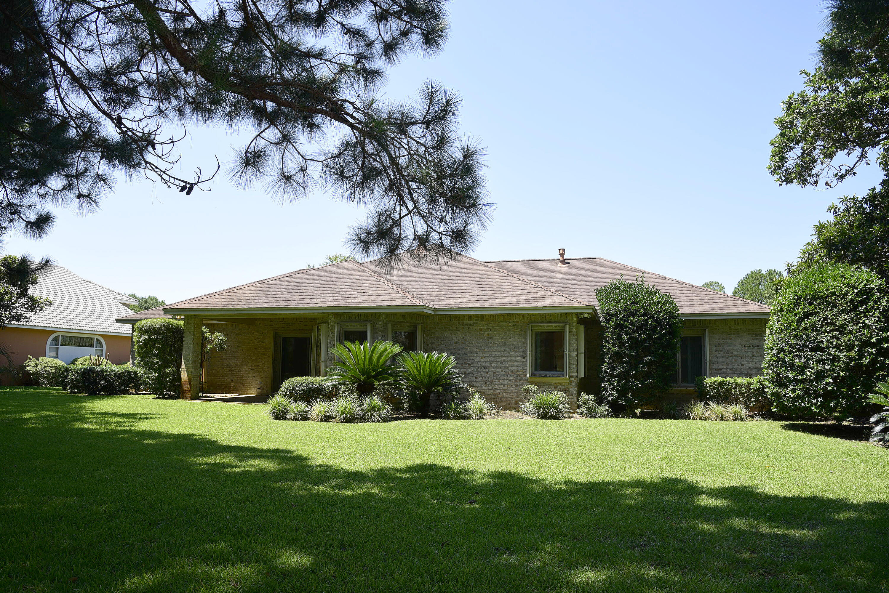 GLENLAKE PH 2 - Residential Lease