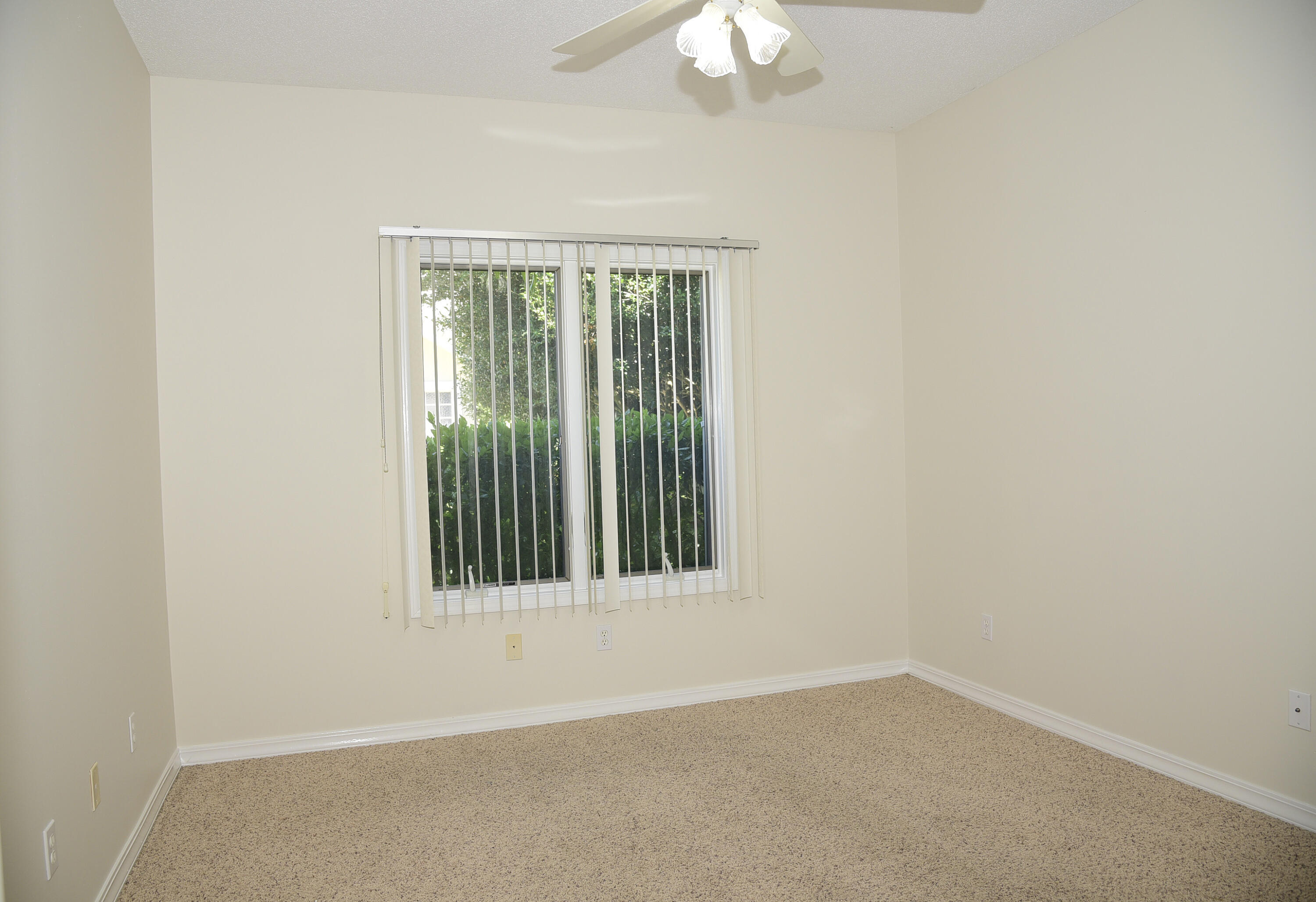 GLENLAKE PH 2 - Residential Lease