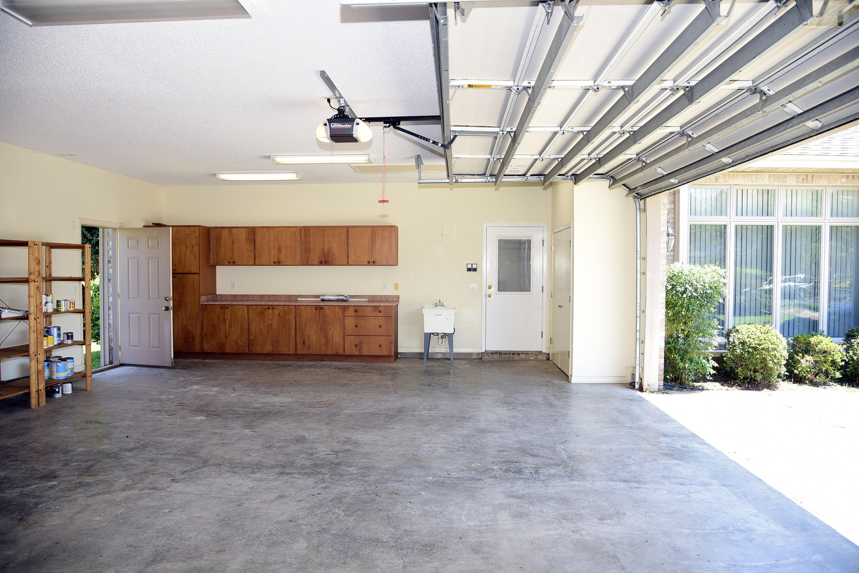 GLENLAKE PH 2 - Residential Lease