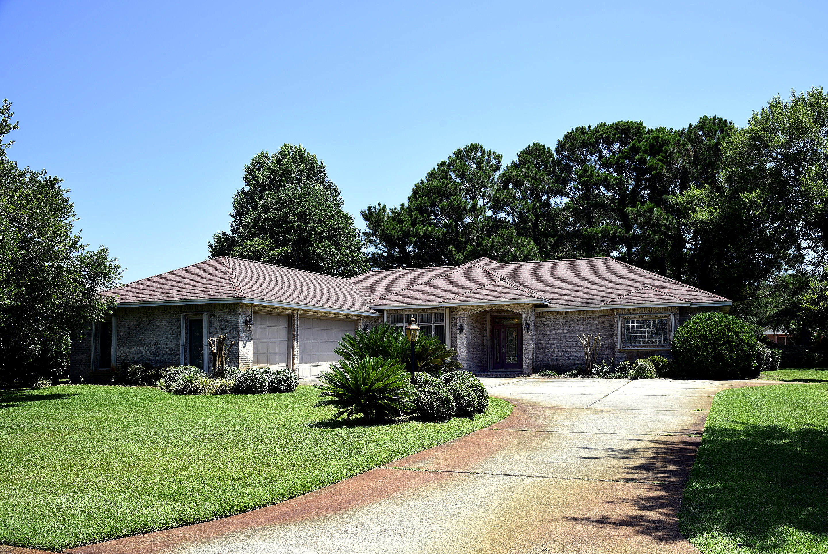 GLENLAKE PH 2 - Residential Lease