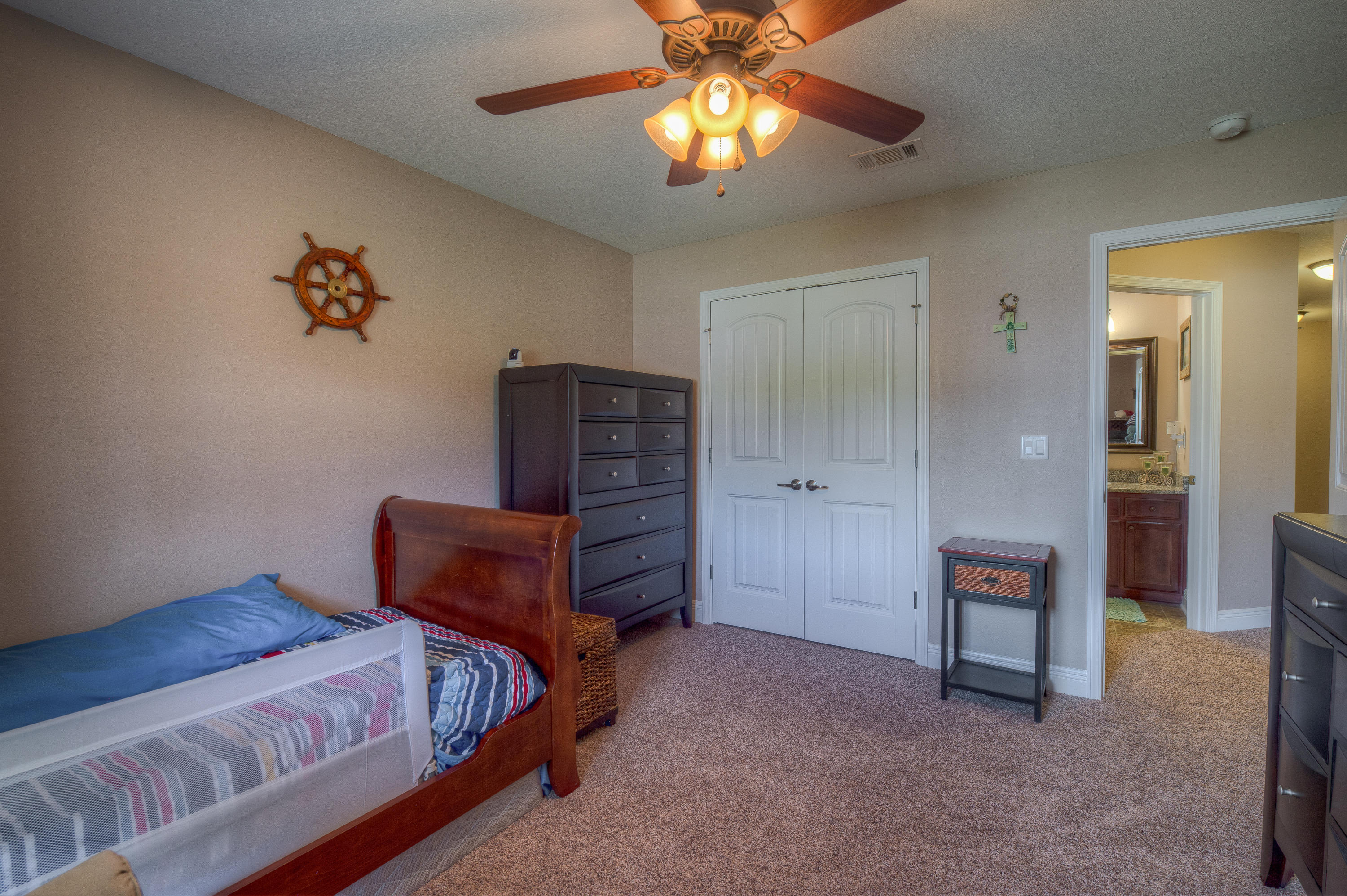 SILVER CREEK - Residential