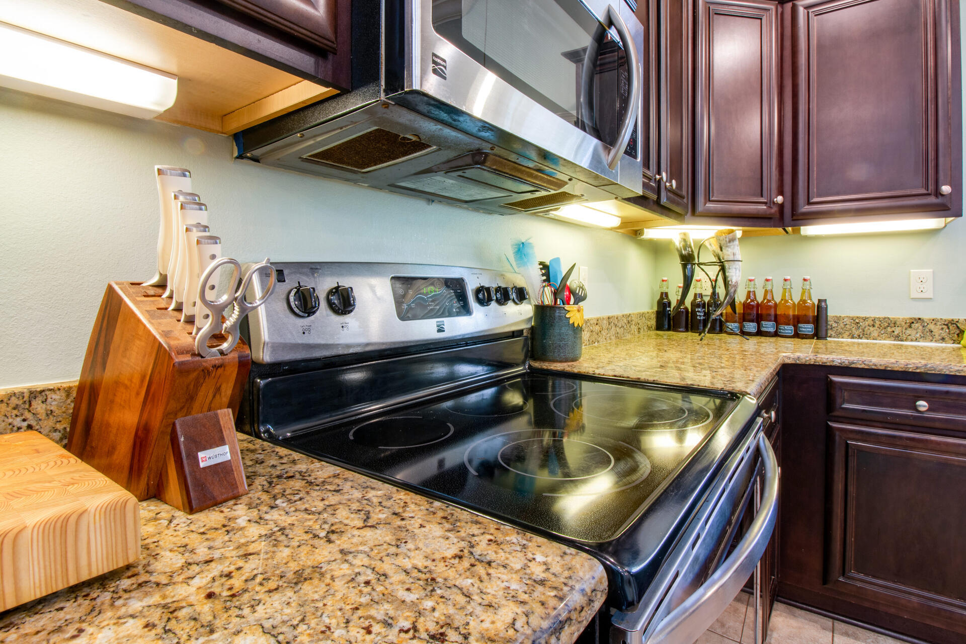 COTTAGES AT EAST RIVER - Residential