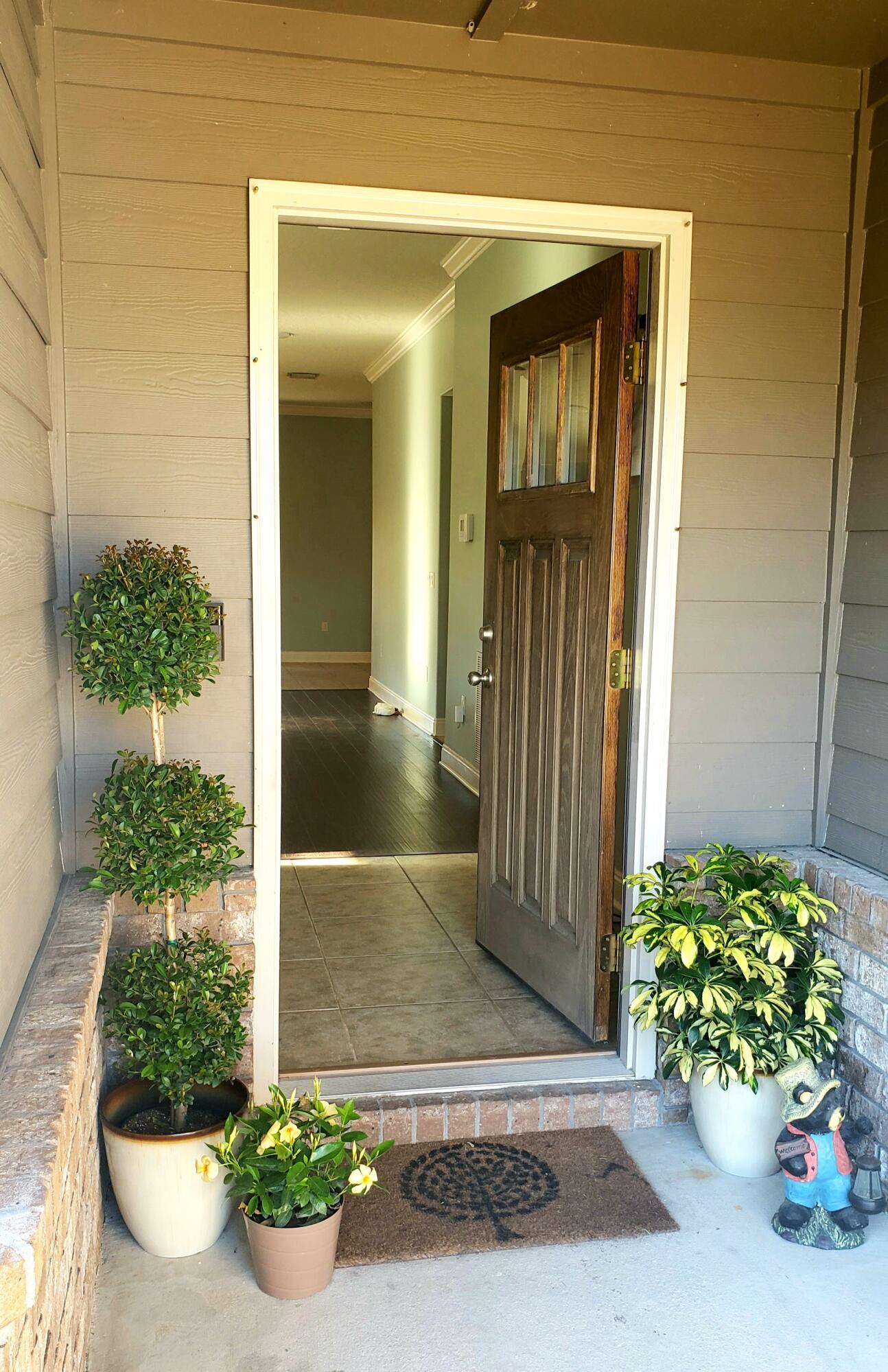 COTTAGES AT EAST RIVER - Residential