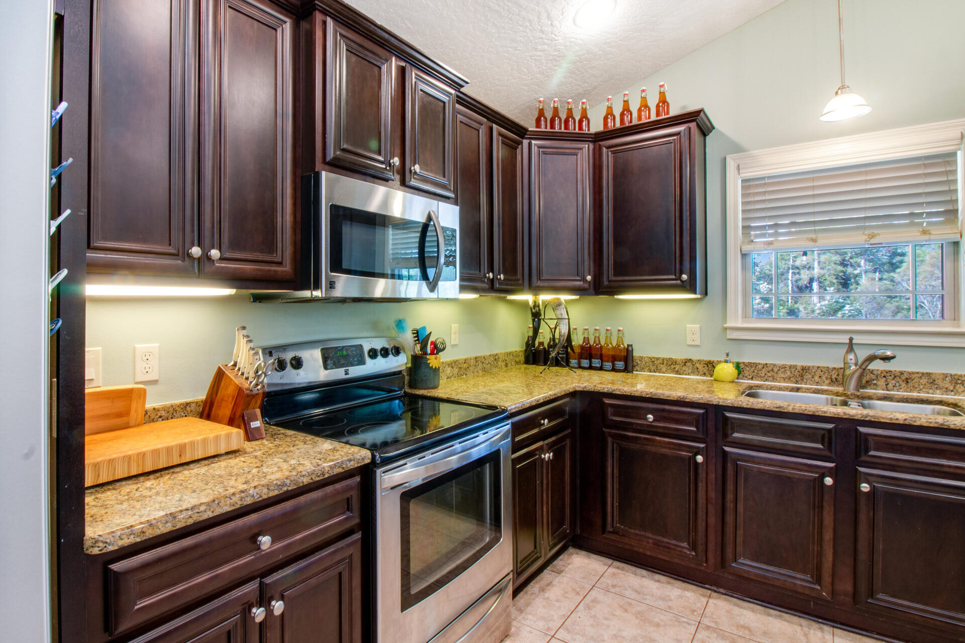 COTTAGES AT EAST RIVER - Residential