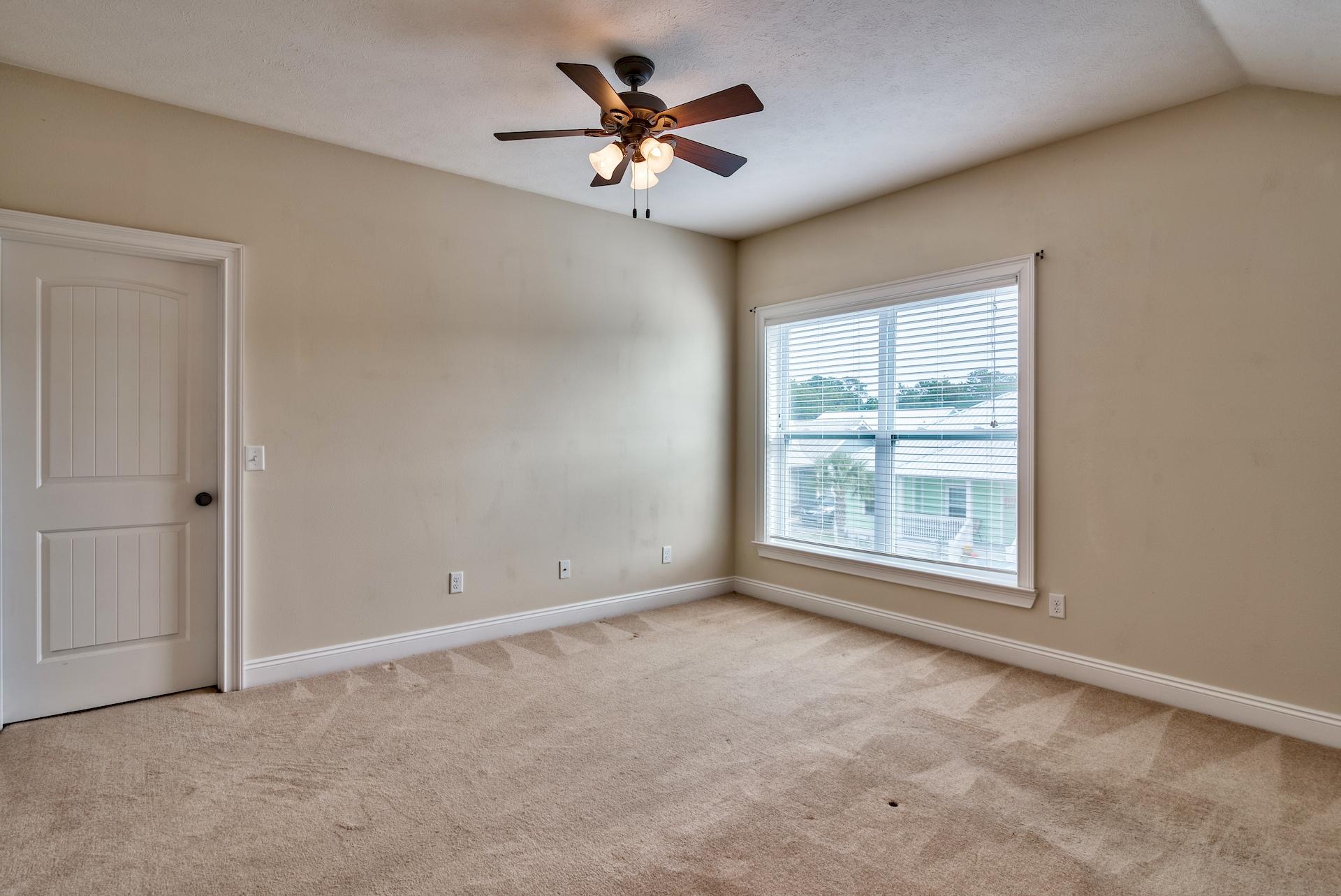 PARADISE GROVE - Residential