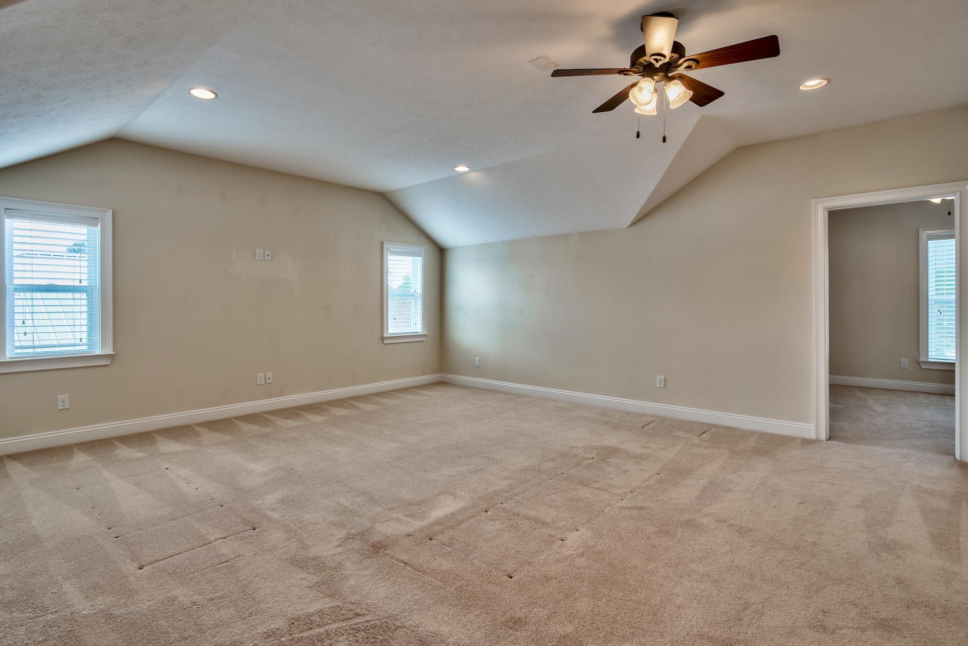 PARADISE GROVE - Residential