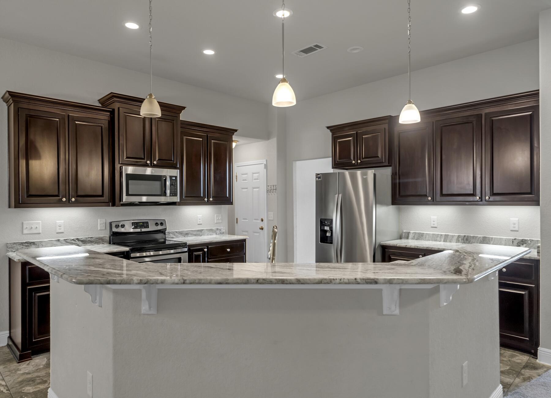 FOX VALLEY - Residential Lease