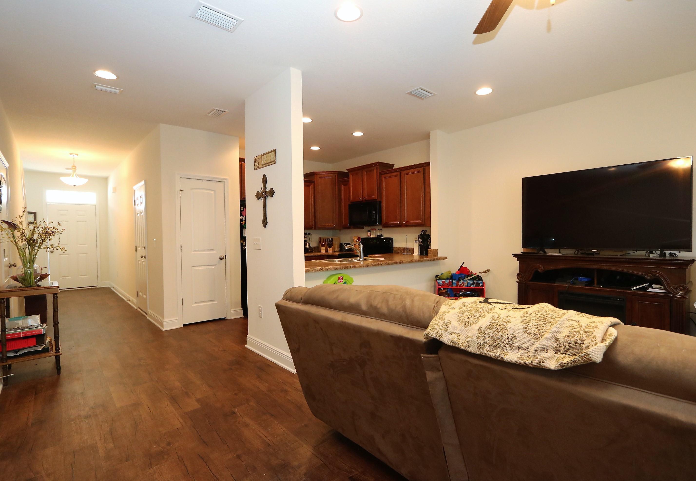 Iron Horse T/H - Residential