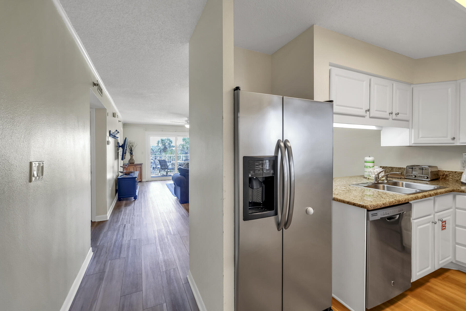 ISLANDER CONDO PH 2 - Residential