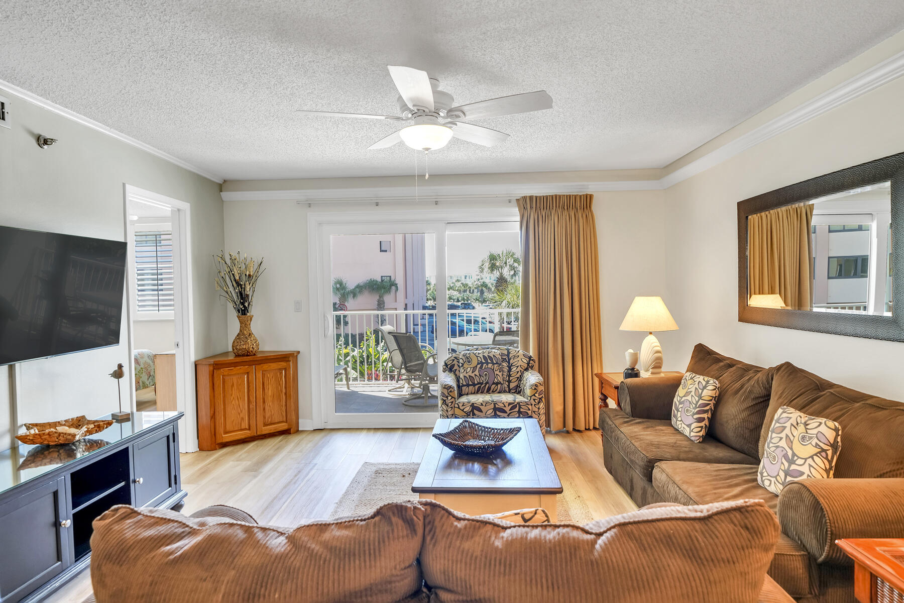 ISLANDER CONDO PH 2 - Residential