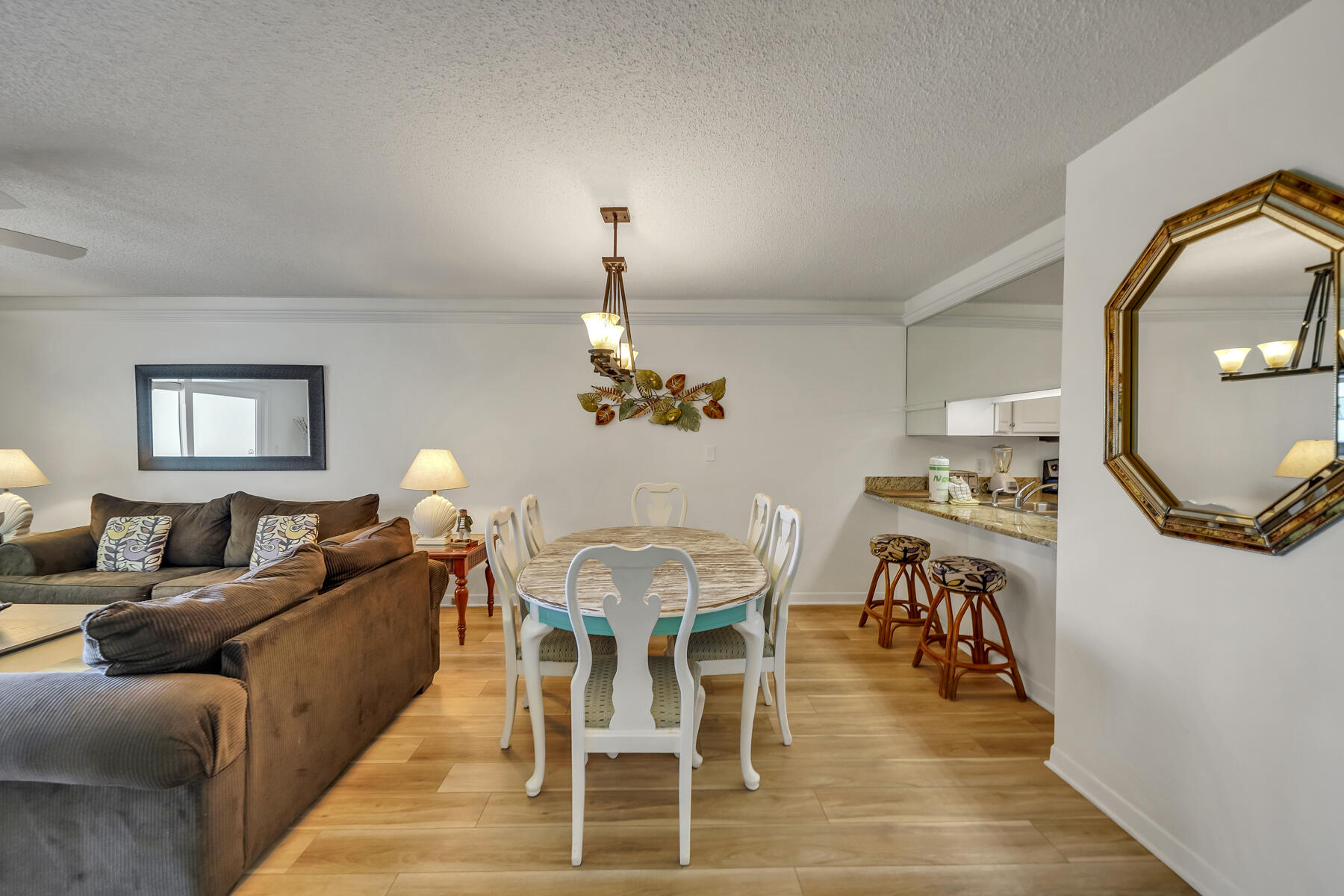 ISLANDER CONDO PH 2 - Residential