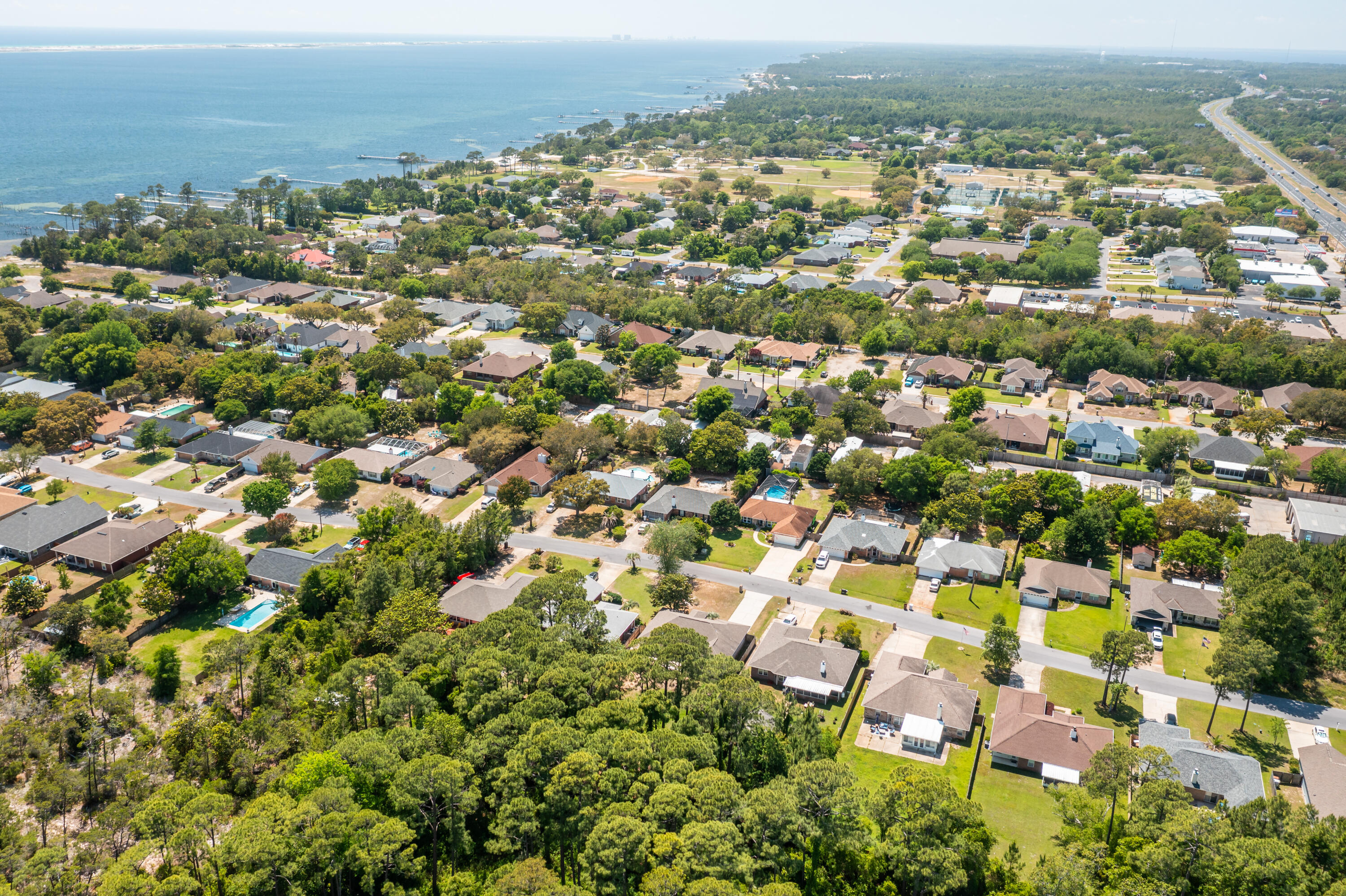LEGEND COVE - Residential