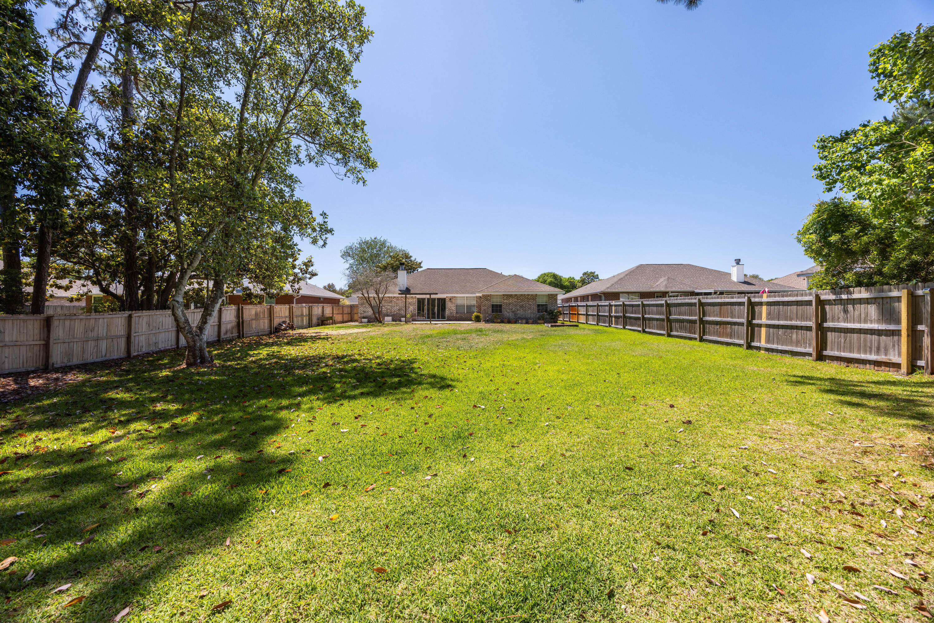 LEGEND COVE - Residential