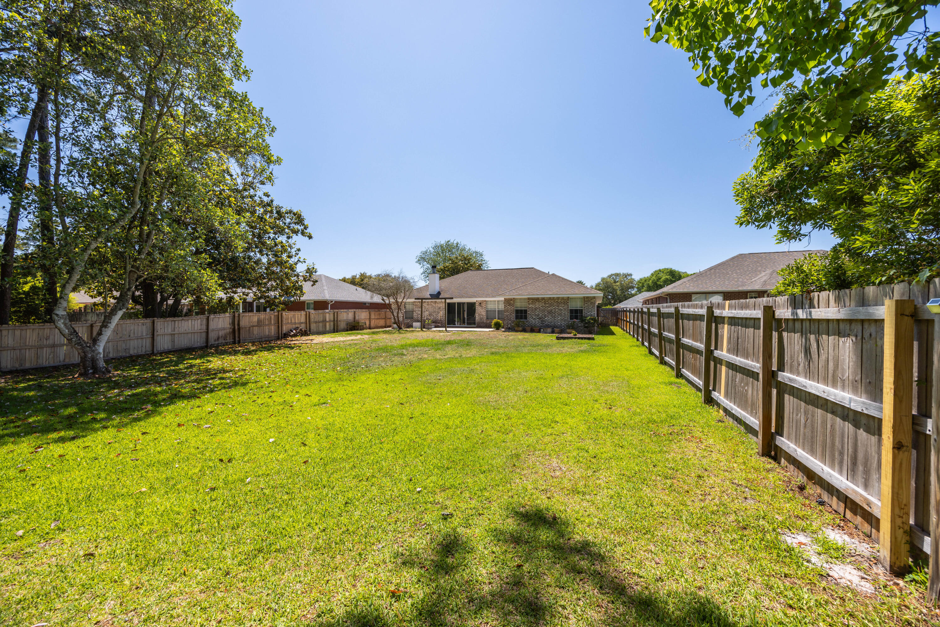 LEGEND COVE - Residential