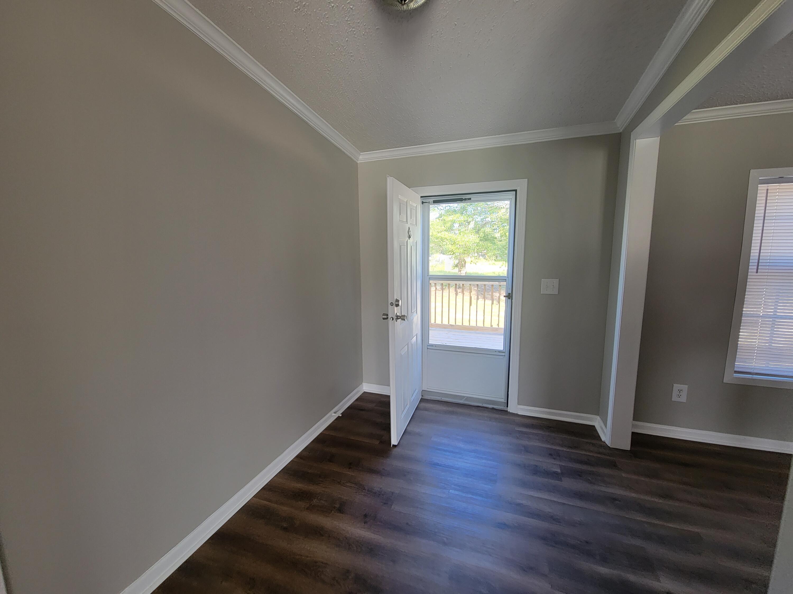 OAKWOOD LAKES ESTATES - Residential