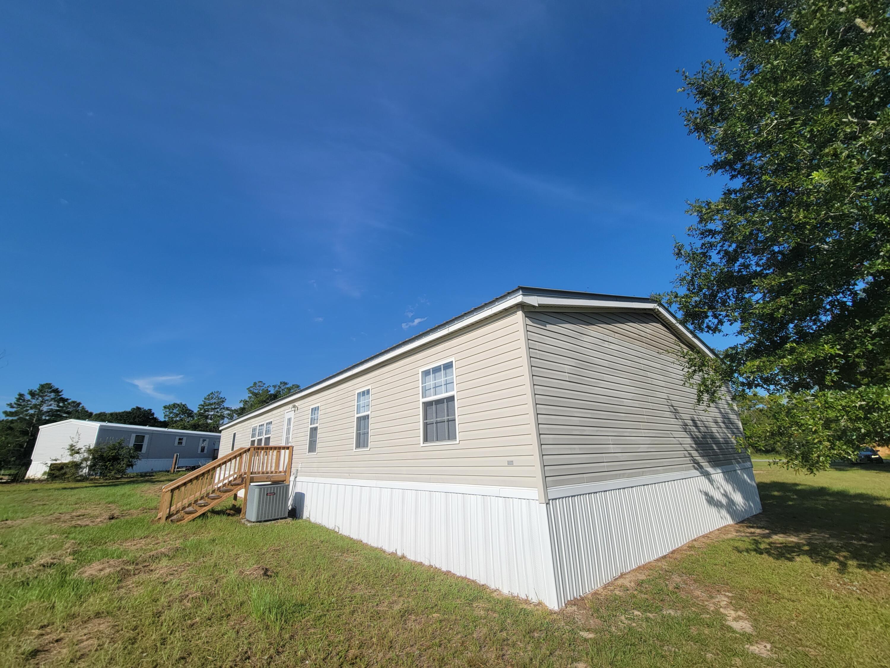 OAKWOOD LAKES ESTATES - Residential