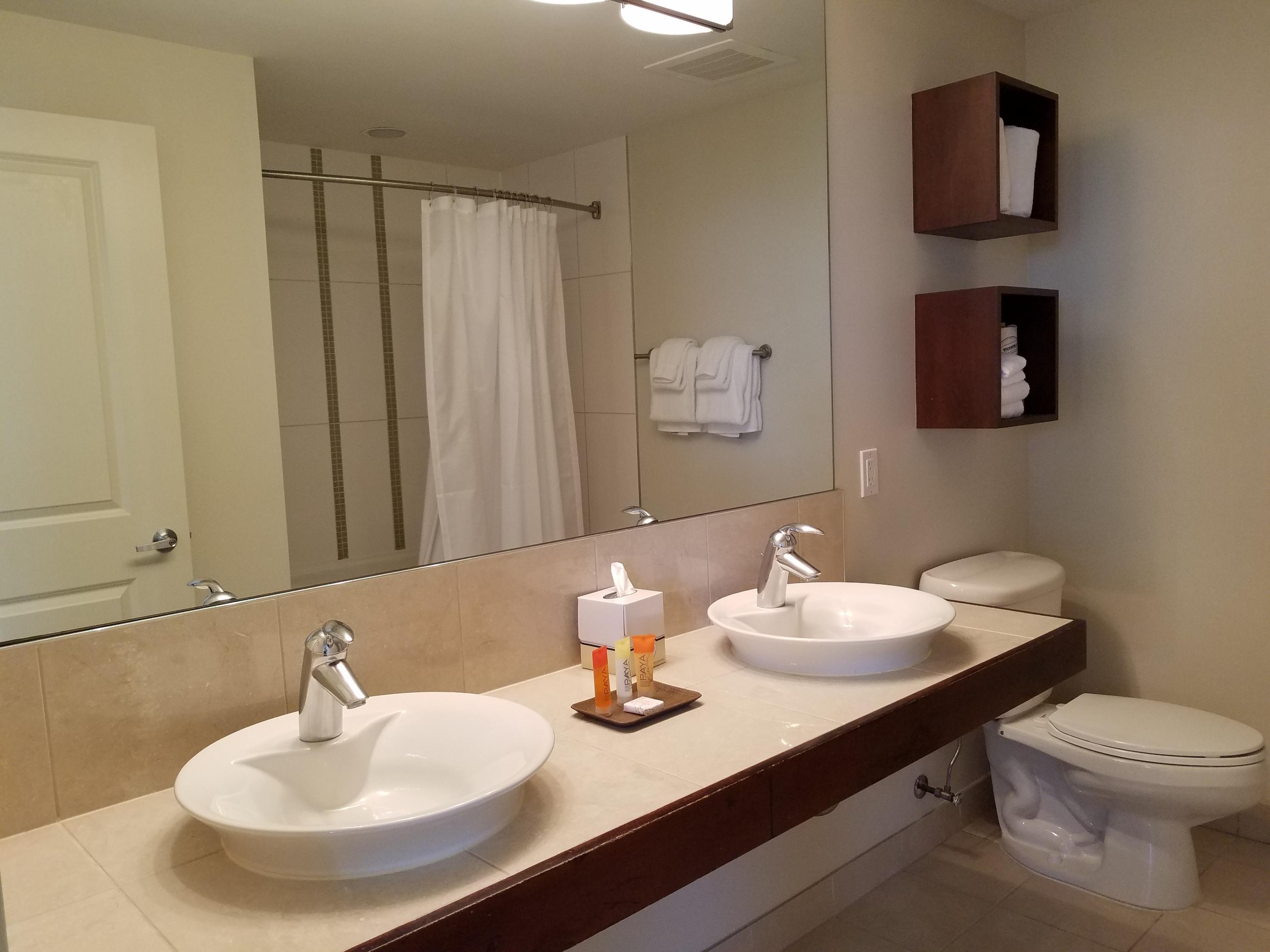 BAHIA CONDO - Residential