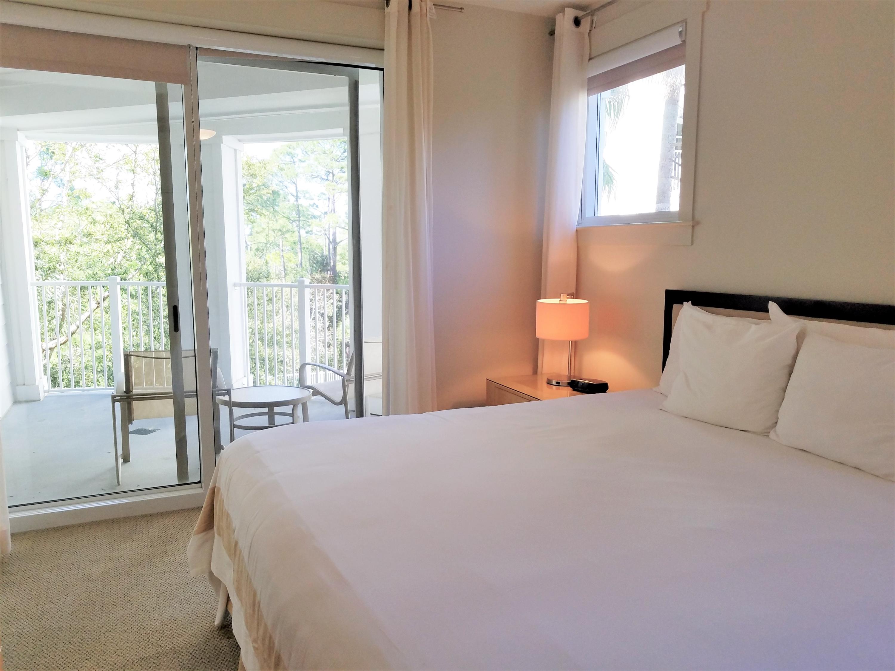 BAHIA CONDO - Residential