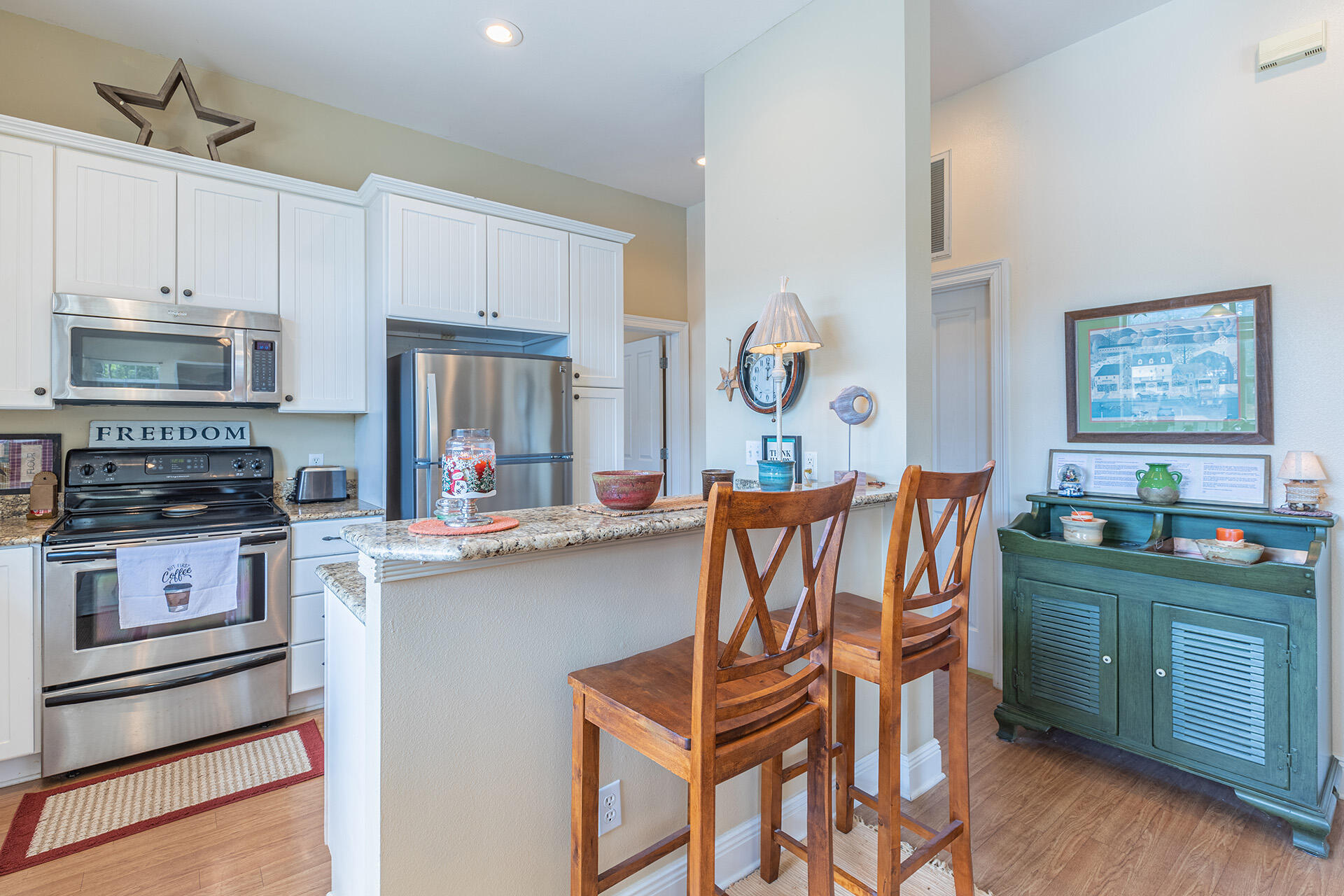 HIDDEN LAKES - Residential