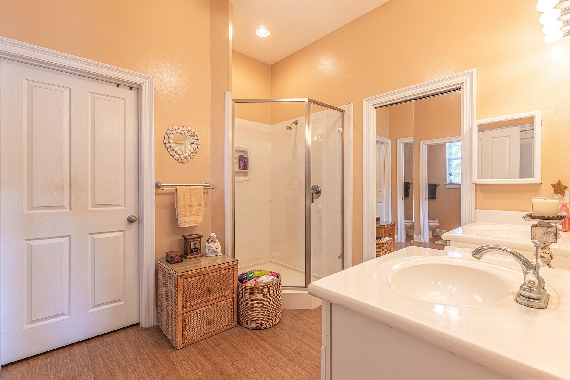 HIDDEN LAKES - Residential