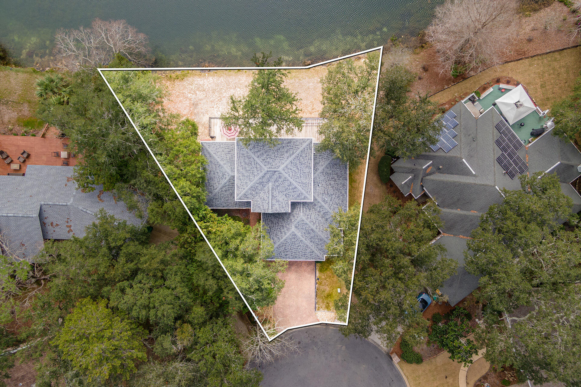 HIDDEN LAKES - Residential