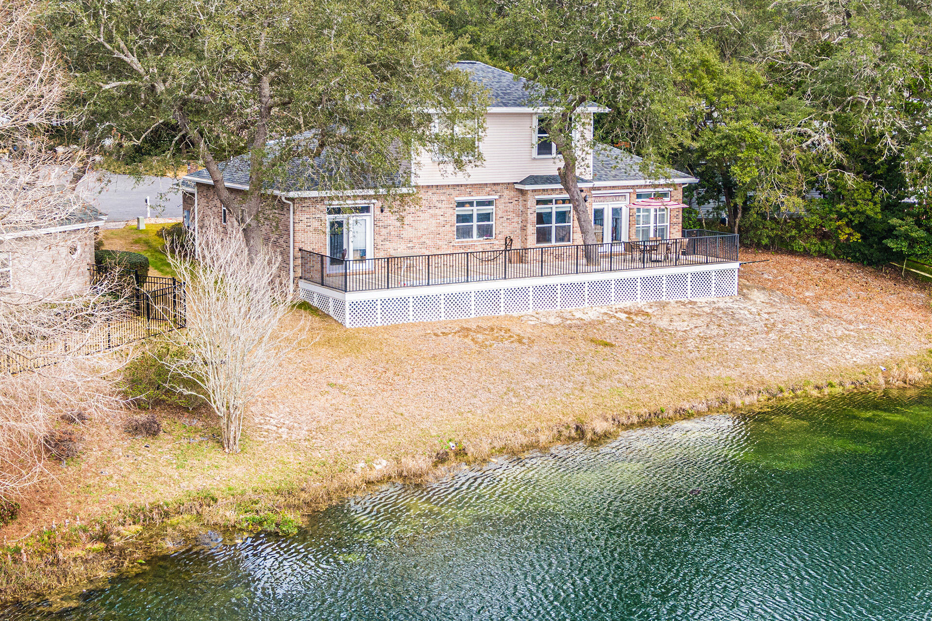 HIDDEN LAKES - Residential