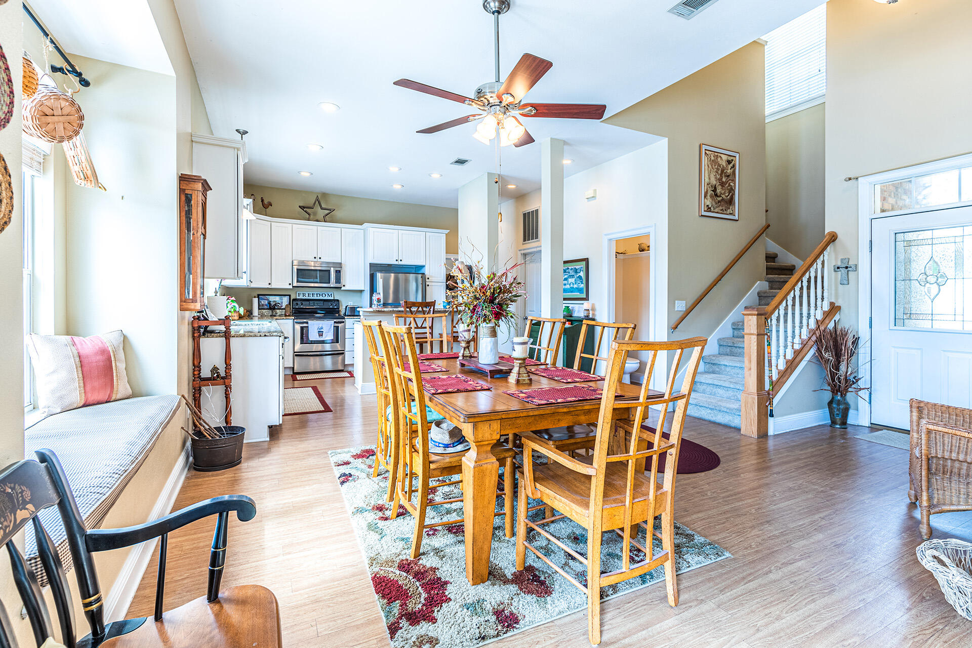 HIDDEN LAKES - Residential