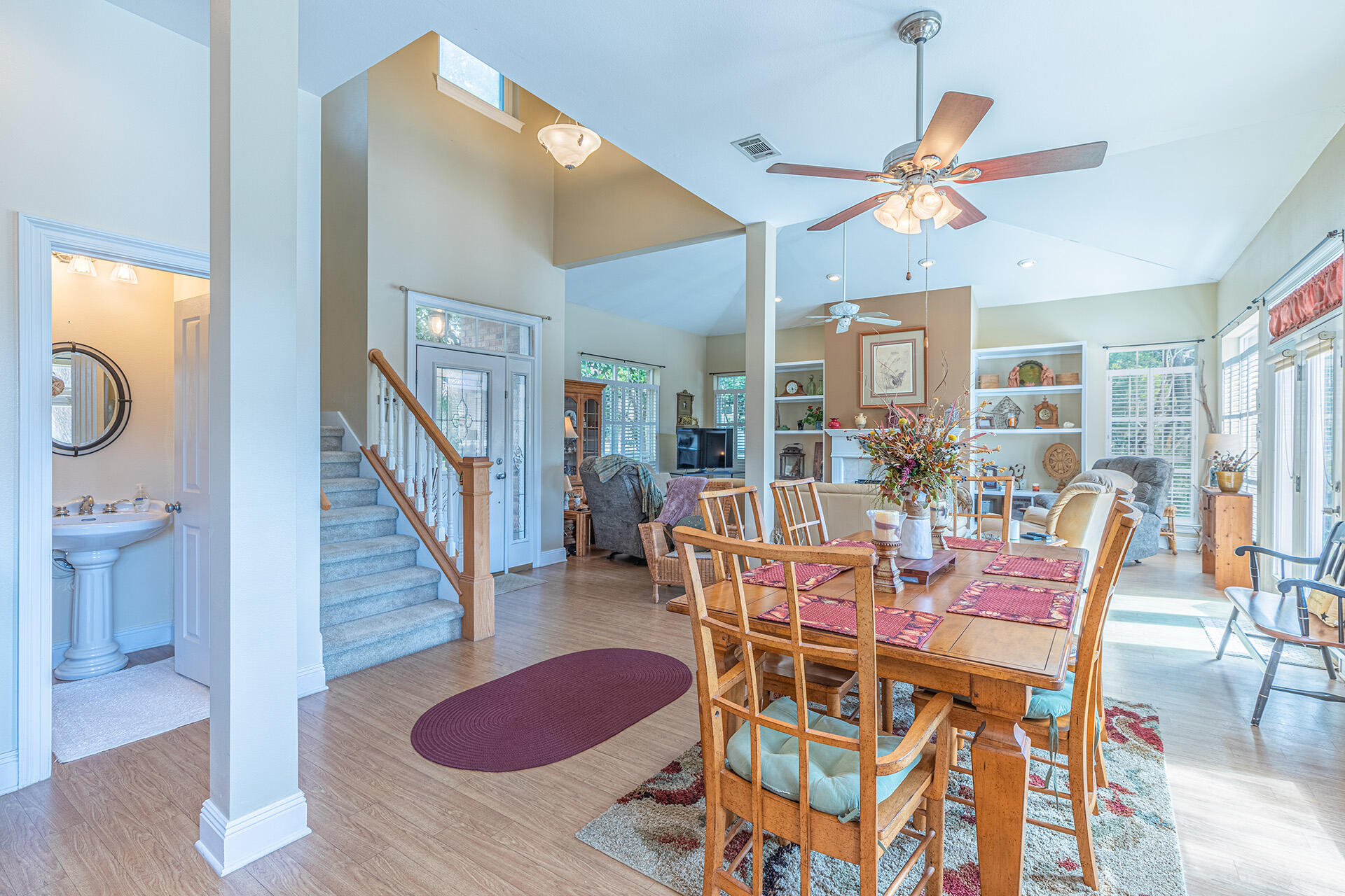 HIDDEN LAKES - Residential