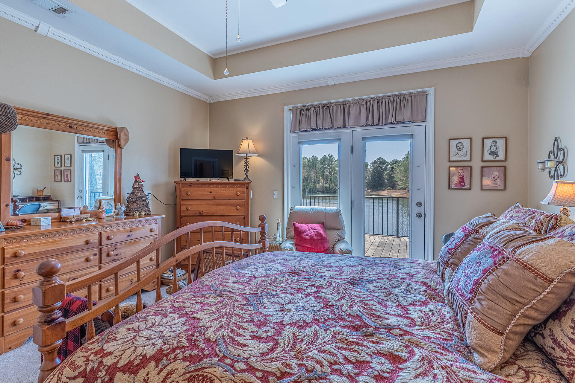 HIDDEN LAKES - Residential