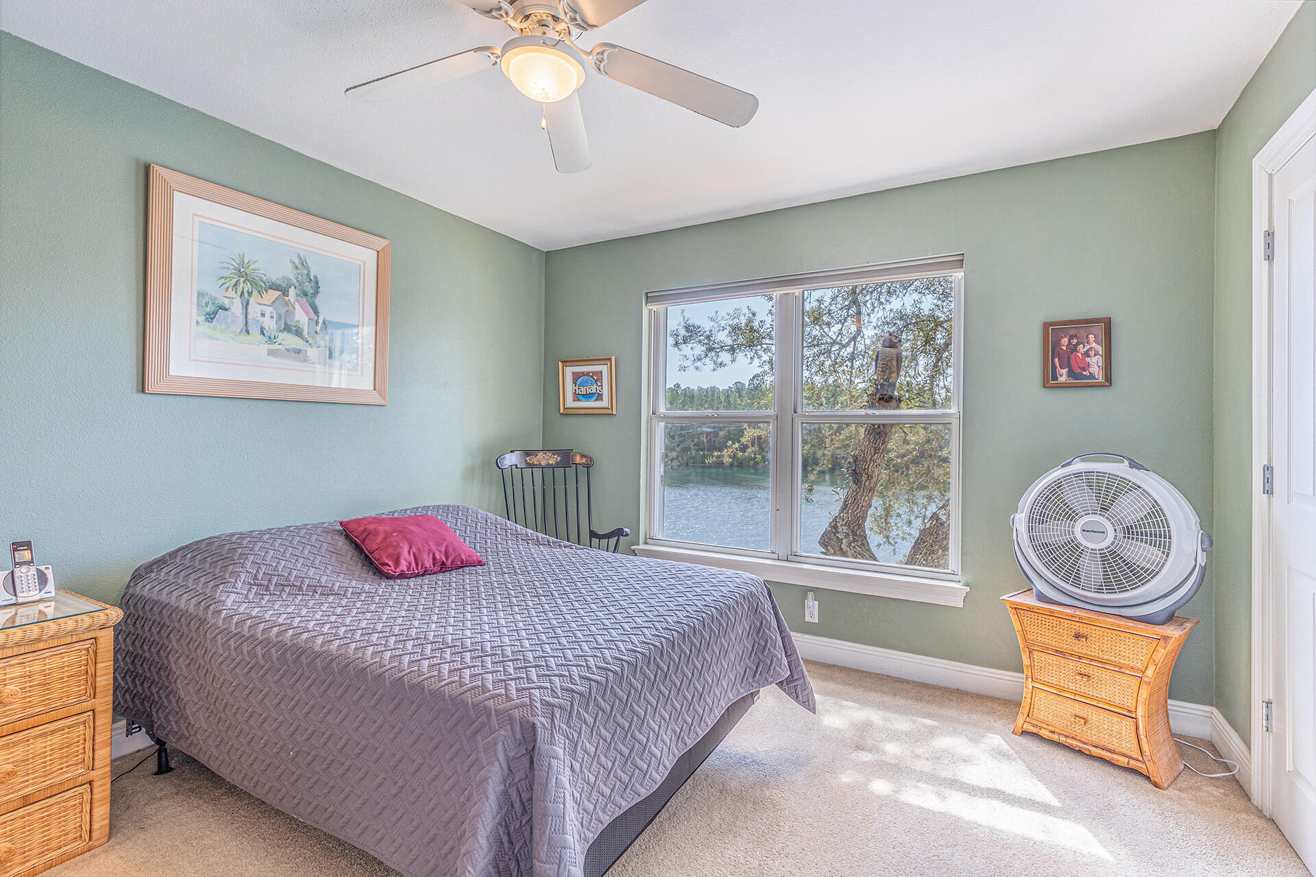 HIDDEN LAKES - Residential