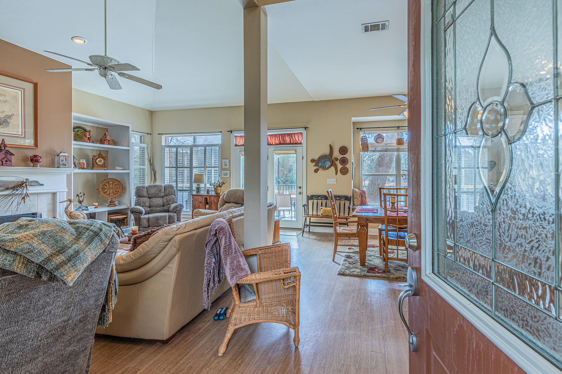 HIDDEN LAKES - Residential