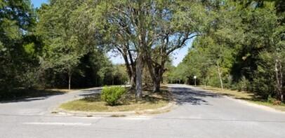 MAJESTIC OAKS - Residential