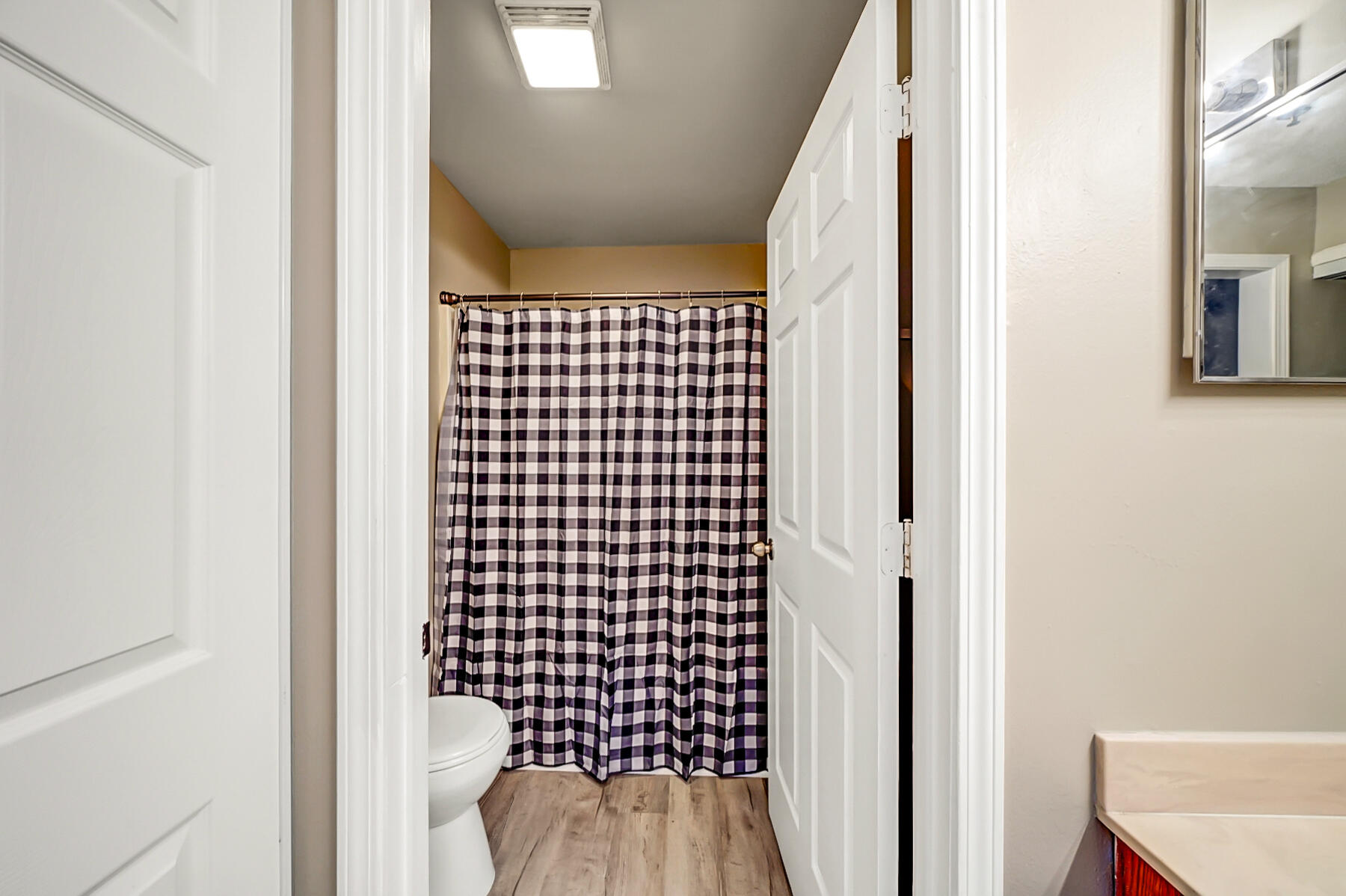 POINTE OF VIEW - Residential