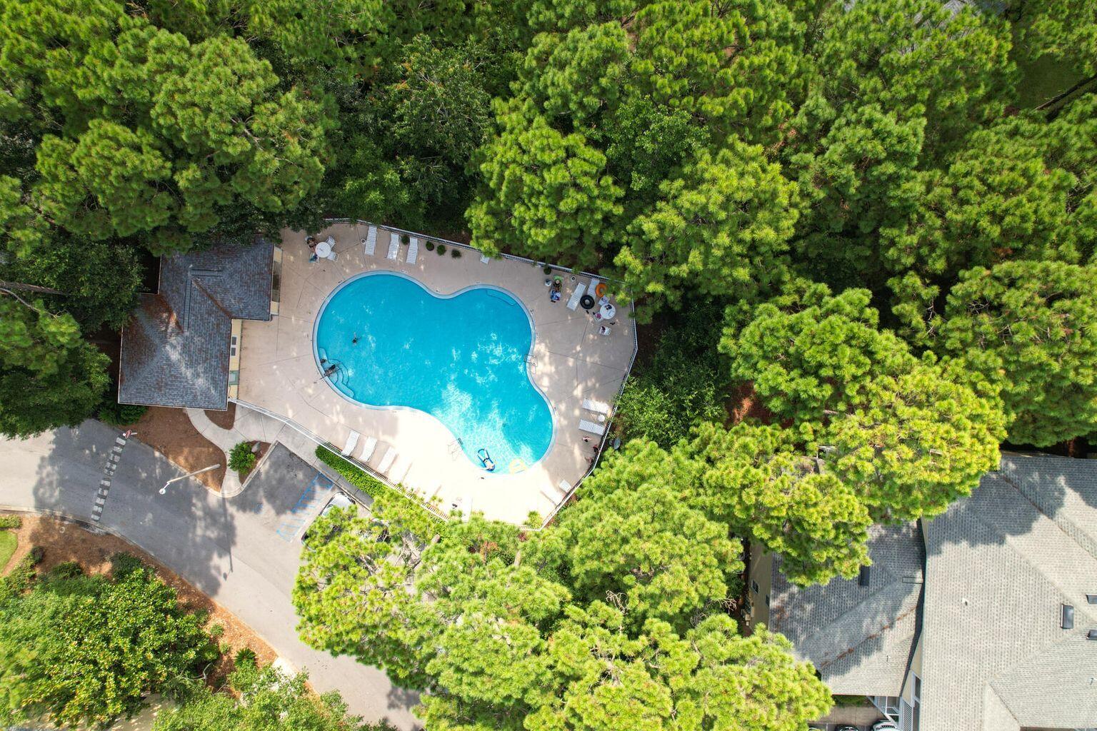 POINTE OF VIEW - Residential