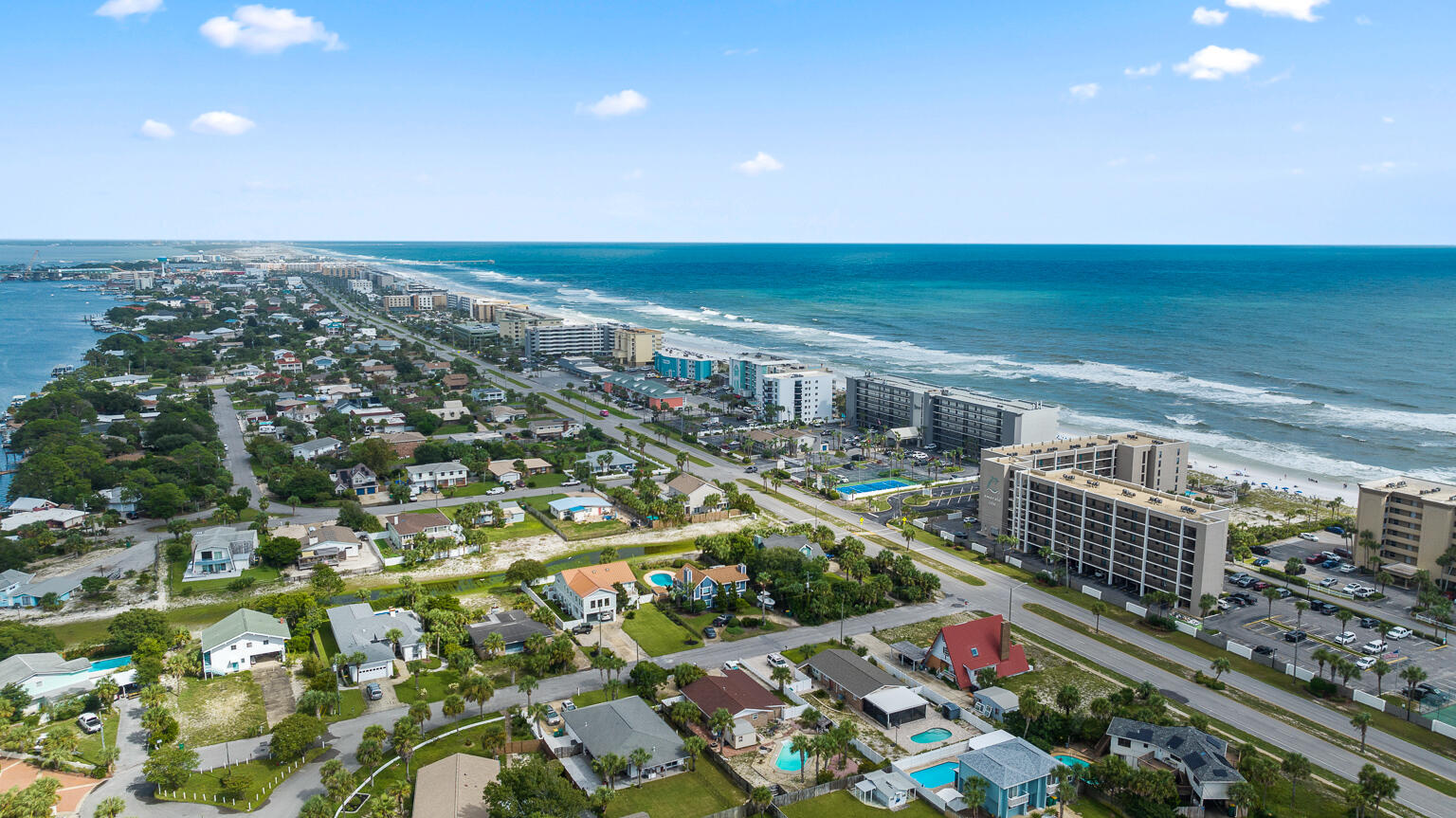EMERALD ISLE - Residential