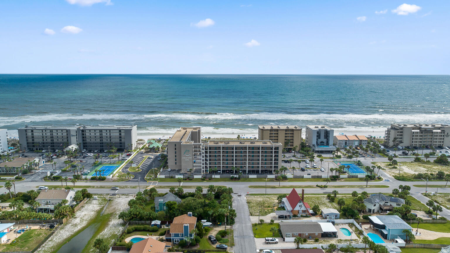 EMERALD ISLE - Residential