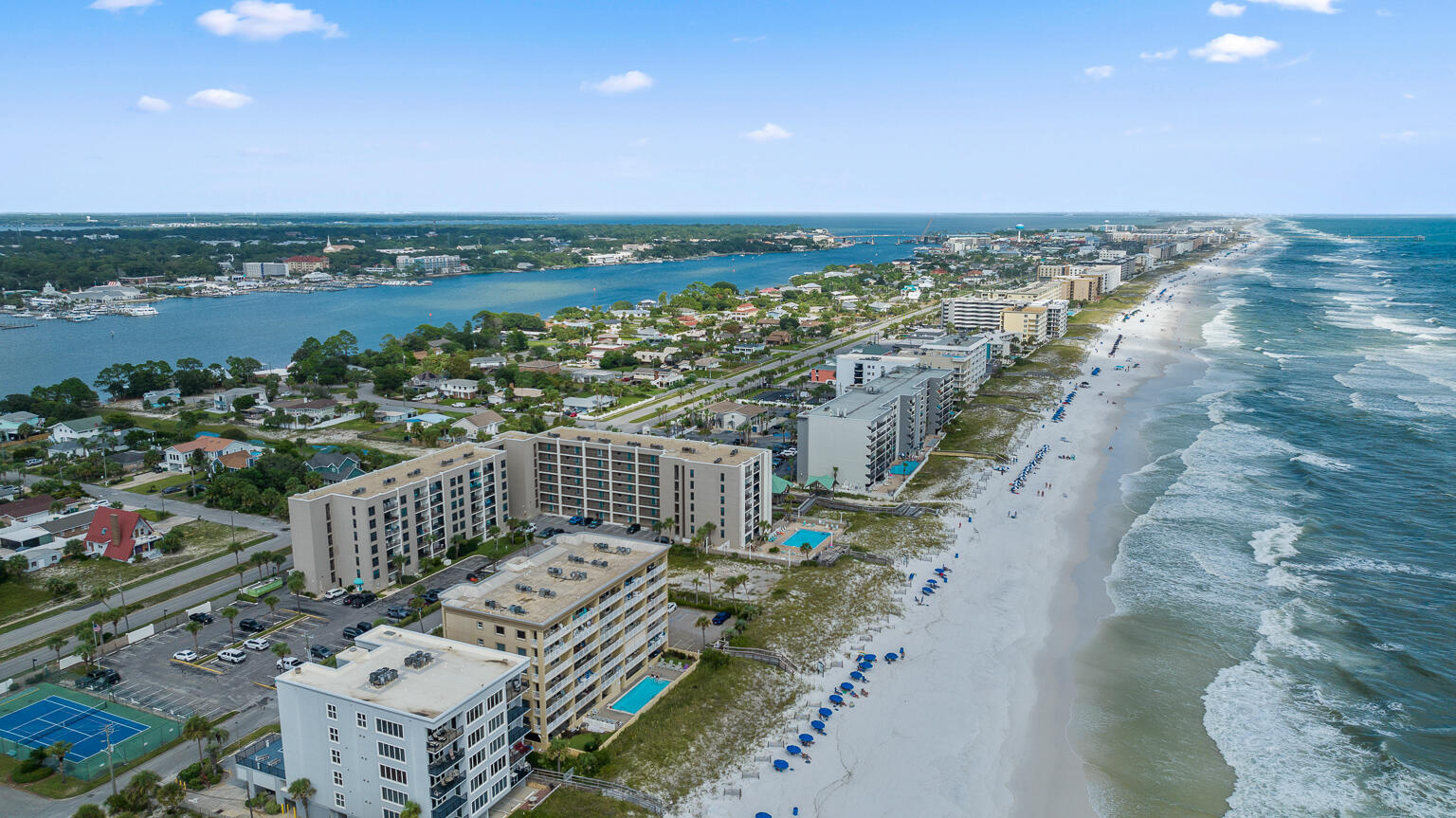 EMERALD ISLE - Residential
