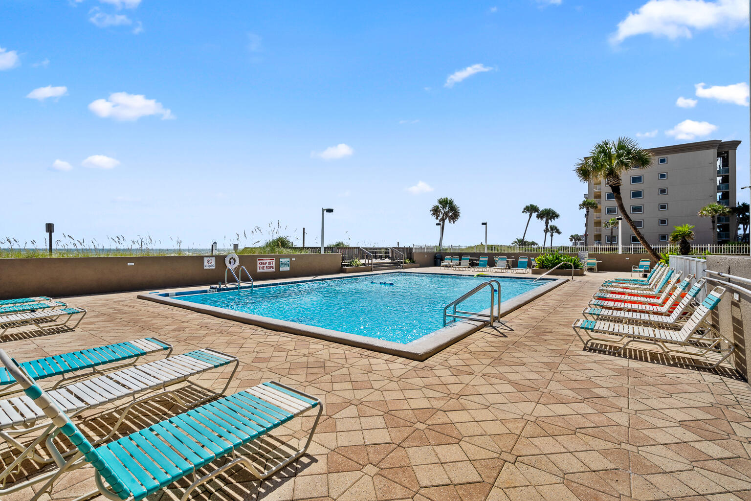 EMERALD ISLE - Residential