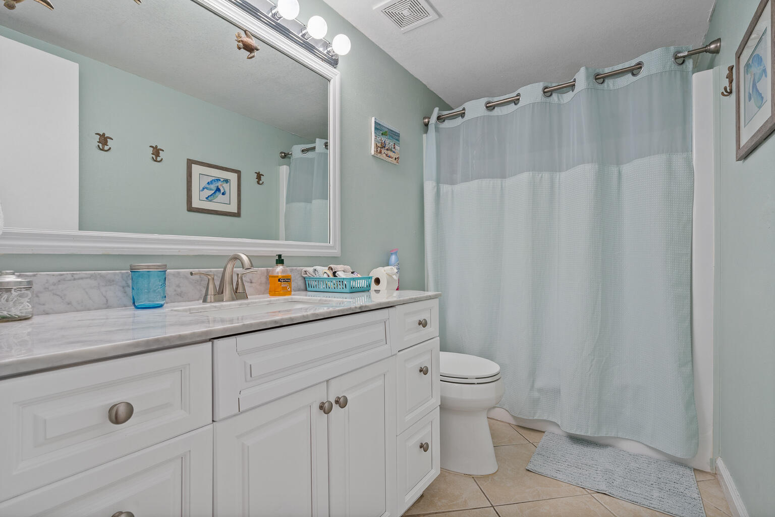 EMERALD ISLE - Residential