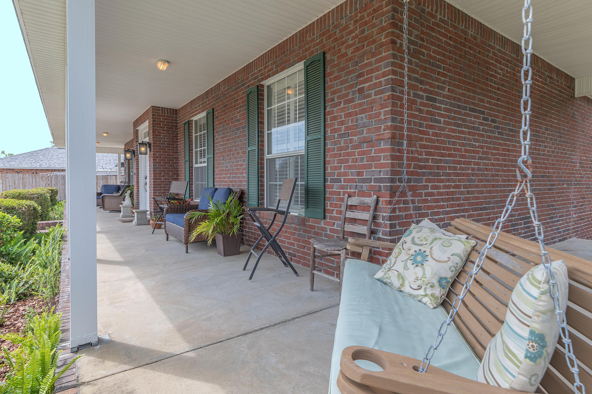 RAINTREE ESTATES - Residential